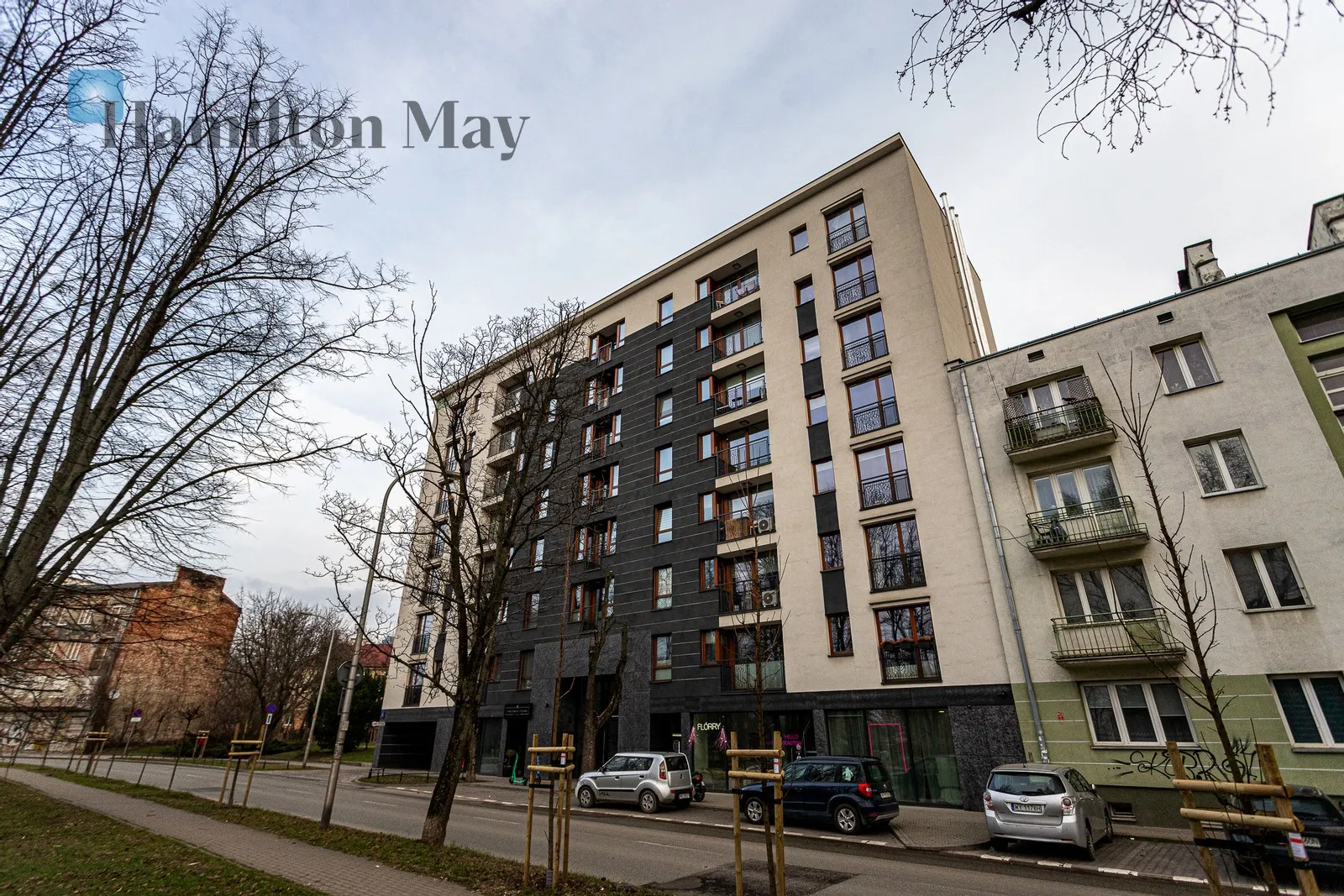 3 pokoje na Woli| balkon | ciche patio | garaż I metro

 - slider