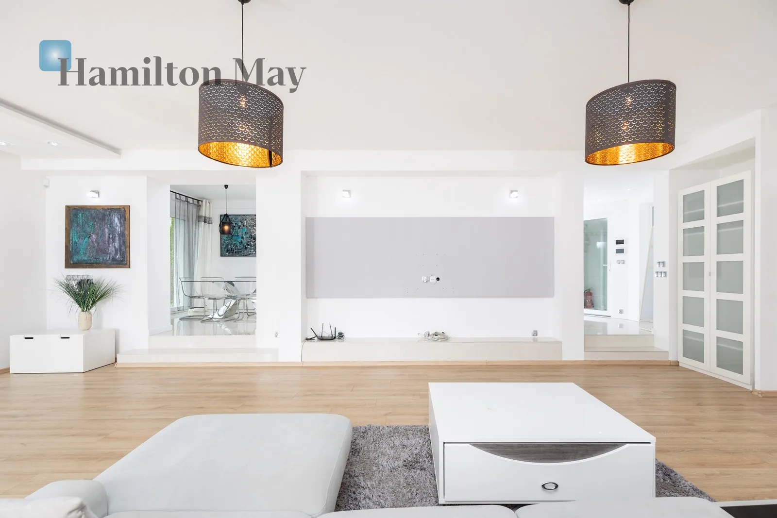 City: Kraków Street: Dolina Region: Zwierzyniec Subregion: Wola Justowska Distance to centre: 4.91 km Level: -9 Price: 17500 PLN Bedrooms: 5 Bathrooms: 3 - slider