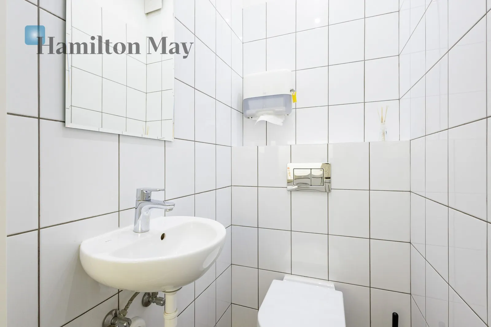 Przestronne mieszkanie 85 m² w przedwojennej kamienicy - slider