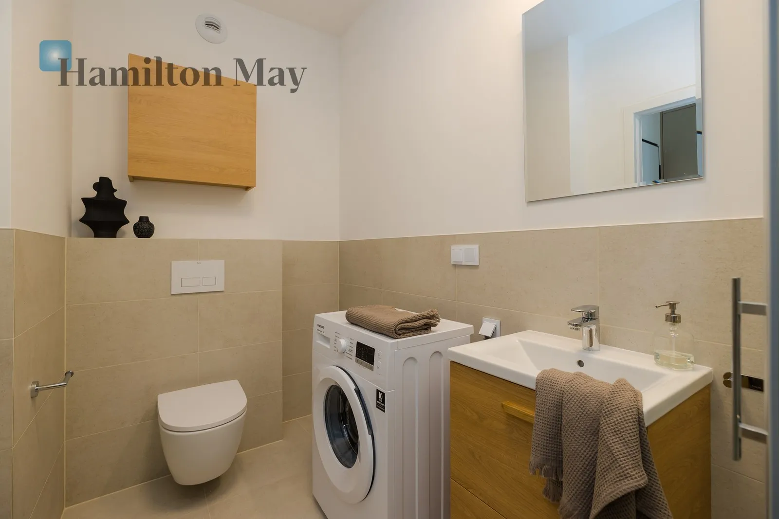 Subregion: Raków Distance to centre: 5.73 km Level: 4 Price: 803600 PLN Bedrooms: 1 Bathrooms: 1 Size: 37.13m2 - slider