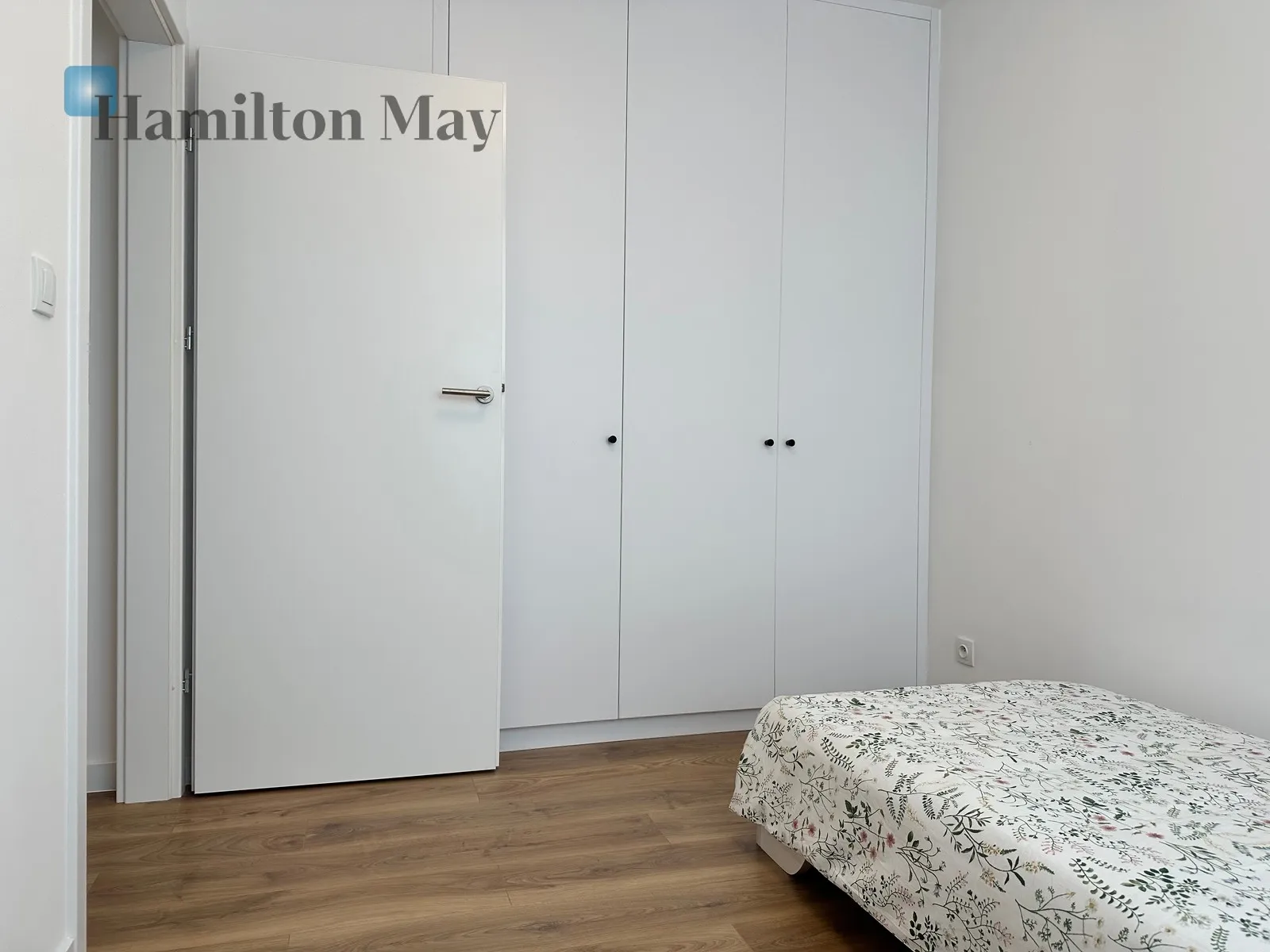 Distance to centre: 6.51 km Level: 8 Price: 2058000 PLN Bedrooms: 3 Bathrooms: 2 Size: 85.49m2 Price/m2: 24073 PLN - slider