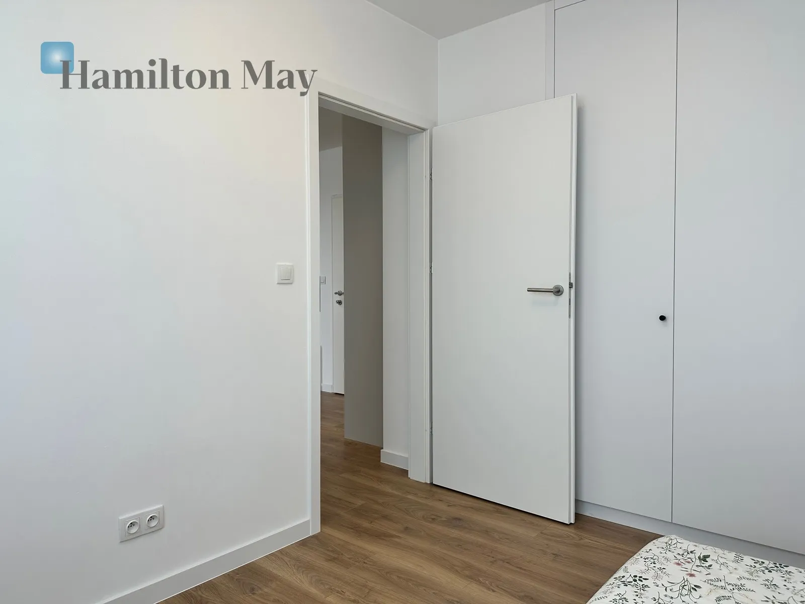 City: Warszawa Street: Bokserska Region: Mokotów Subregion: Służewiec Distance to centre: 6.51 km Level: 8 - slider