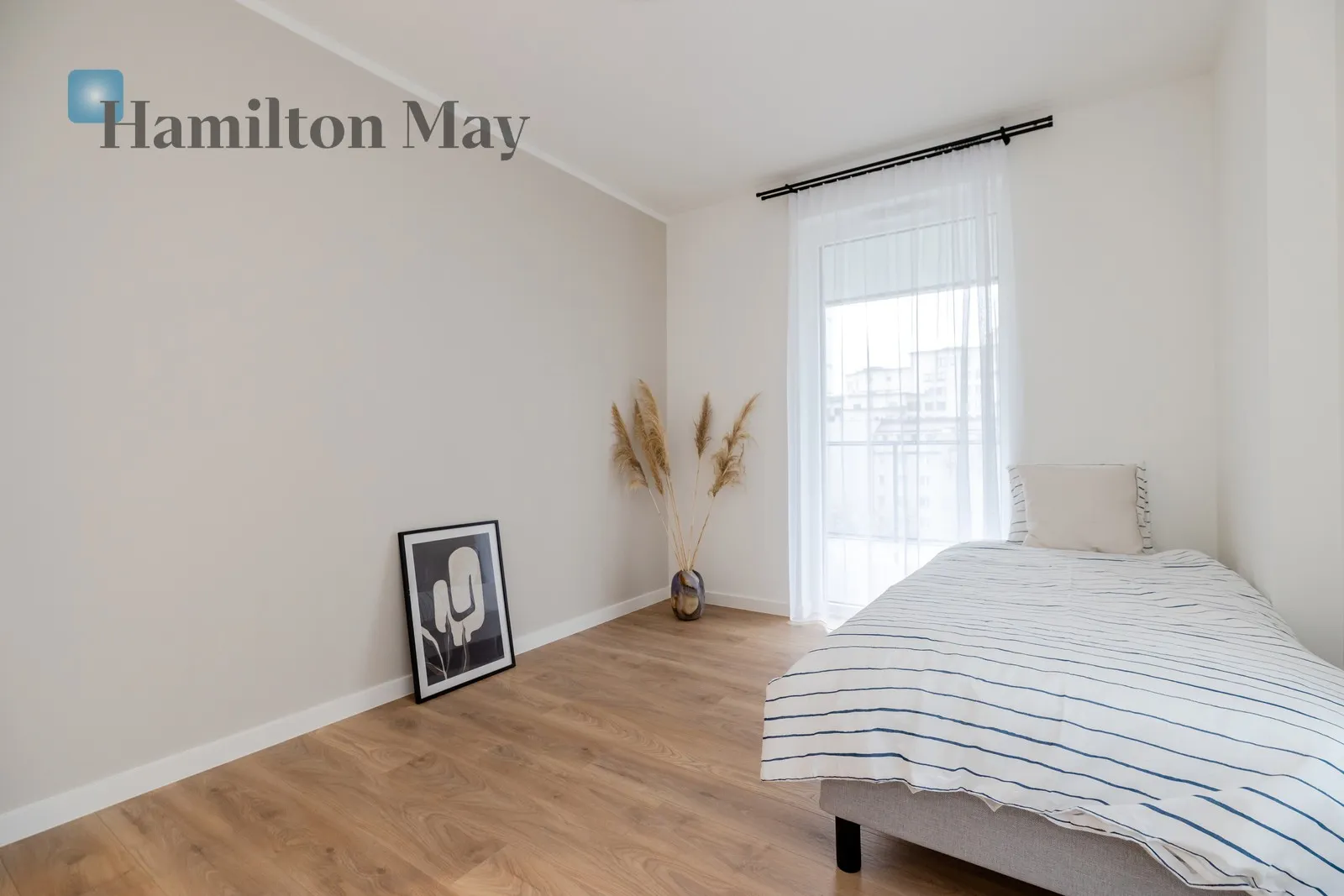 Level: 5 Price: 1290000 PLN Bedrooms: 1 Bathrooms: 1 Size: 42.26m2 Price/m2: 30525 PLN - slider