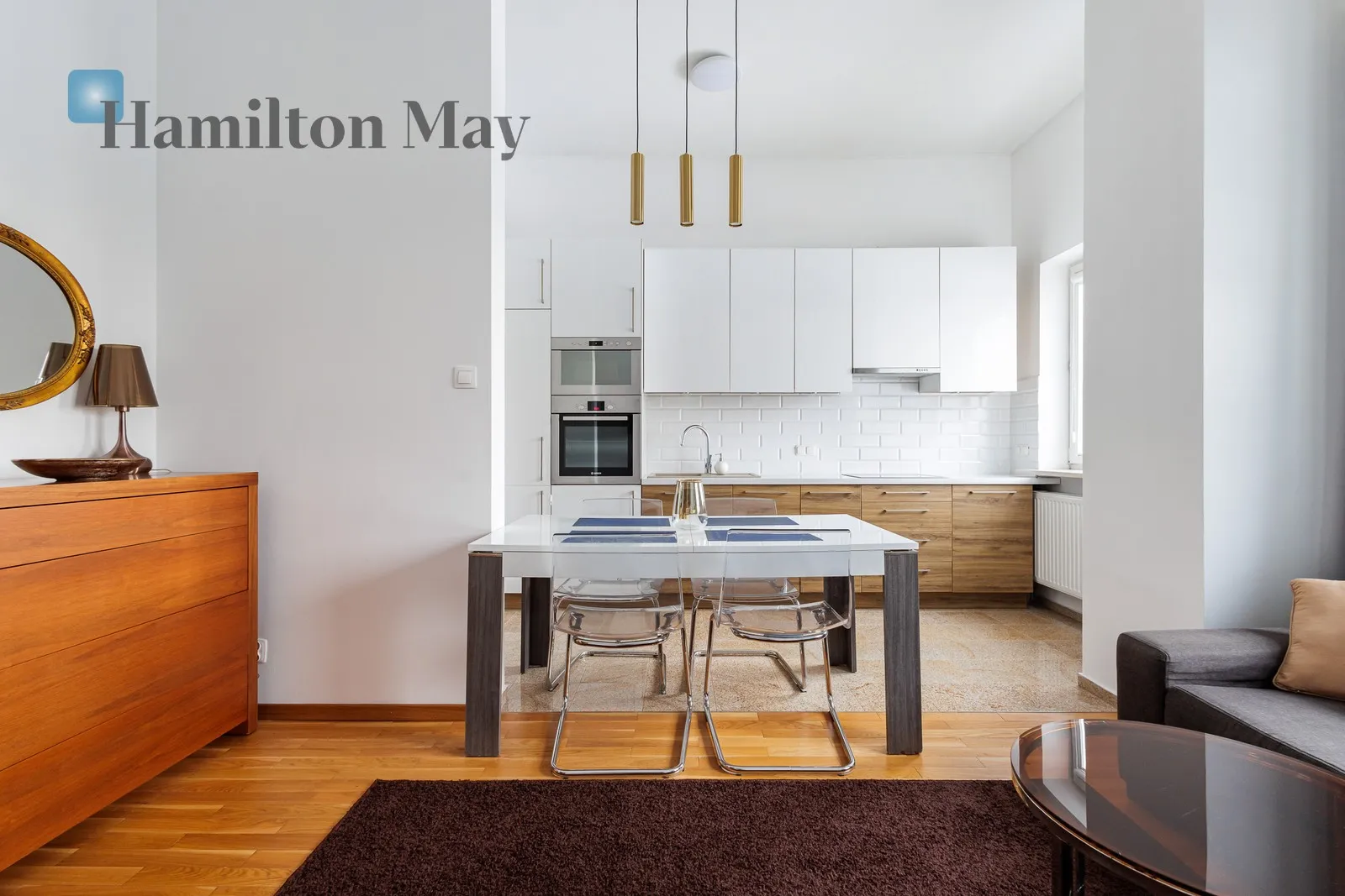 City: Warszawa Street: Aleja Stanów Zjednoczonych Region: Praga Południe Subregion: Grochów Distance to centre: 4.41 km Level: 1 Price: 4200 PLN Bedrooms: 1 Bathrooms: 1 Size: 50m2 - slider