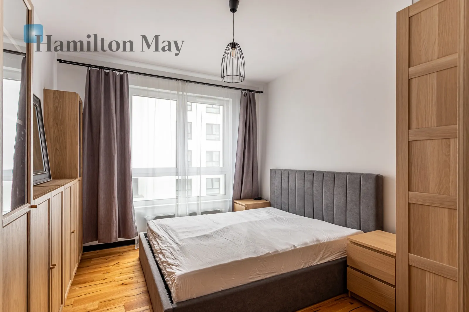 A one-bedroom apartment with a balcony, in perfect condition - slider