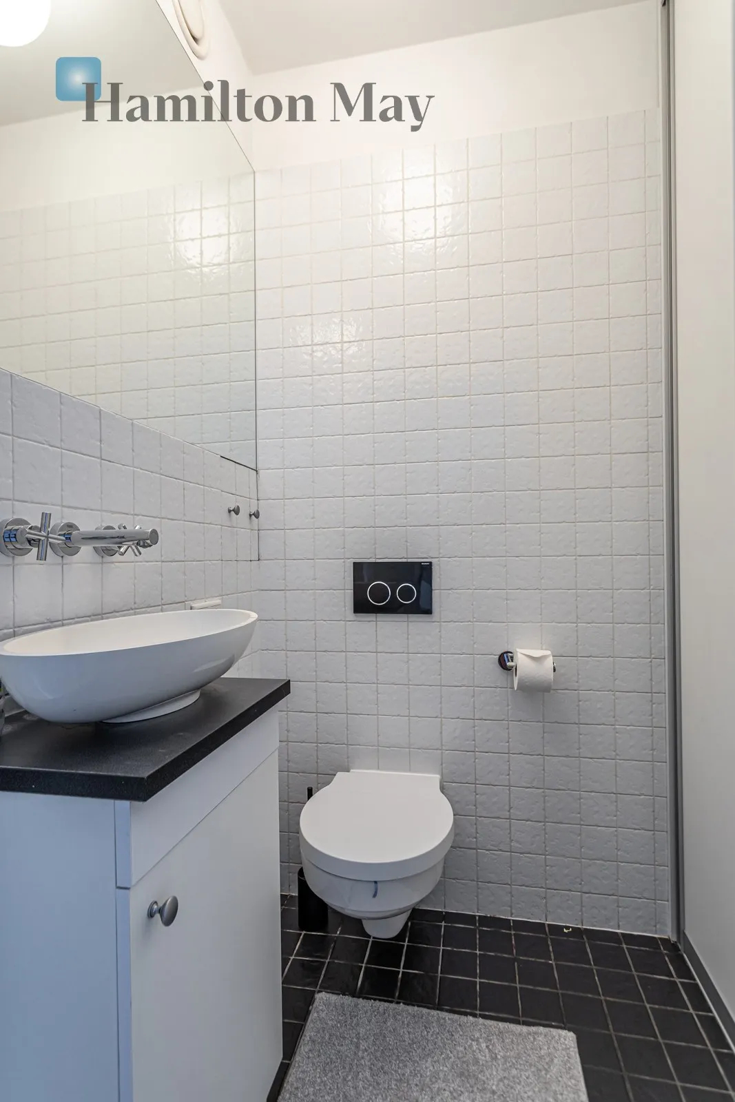 City: Warszawa Street: Jana Pawła Woronicza Region: Mokotów Distance to centre: 4.86 km Level: 6 Price: 5600 PLN - slider