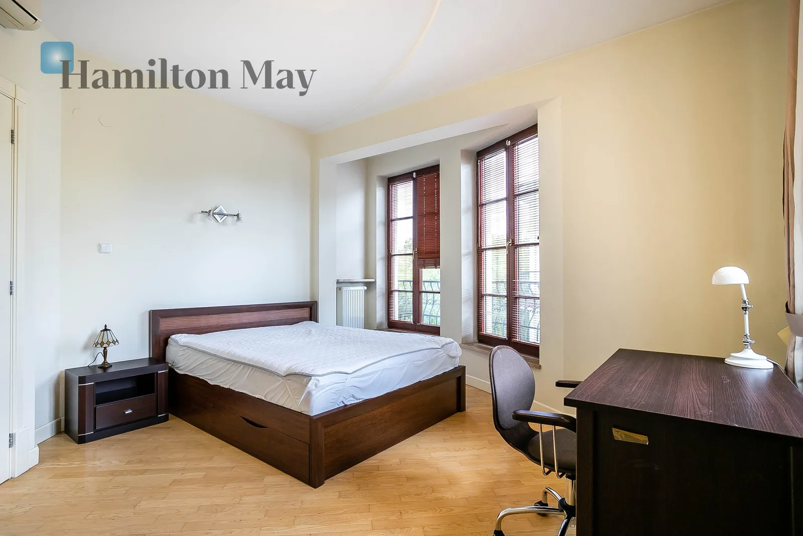 City: Warszawa Street: Leszczyny Region: Mokotów Subregion: Ksawerów Distance to centre: 5.26 km Level: 1 Price: 8100 PLN - slider