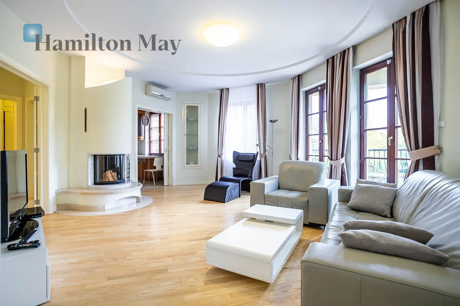 City: Warszawa Street: Leszczyny Region: Mokotów Subregion: Ksawerów Distance to centre: 5.26 km Level: 1 Price: 8100 PLN Bedrooms: 2 Bathrooms: 2 Size: 124m2 - slider