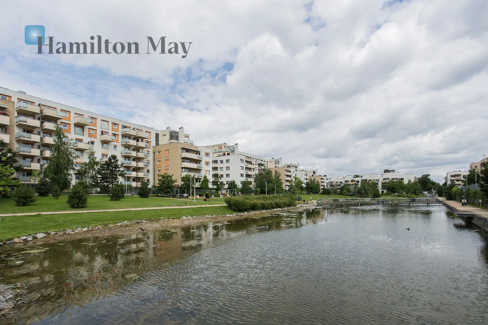 Price: 20000 PLN Bedrooms: 3 - slider