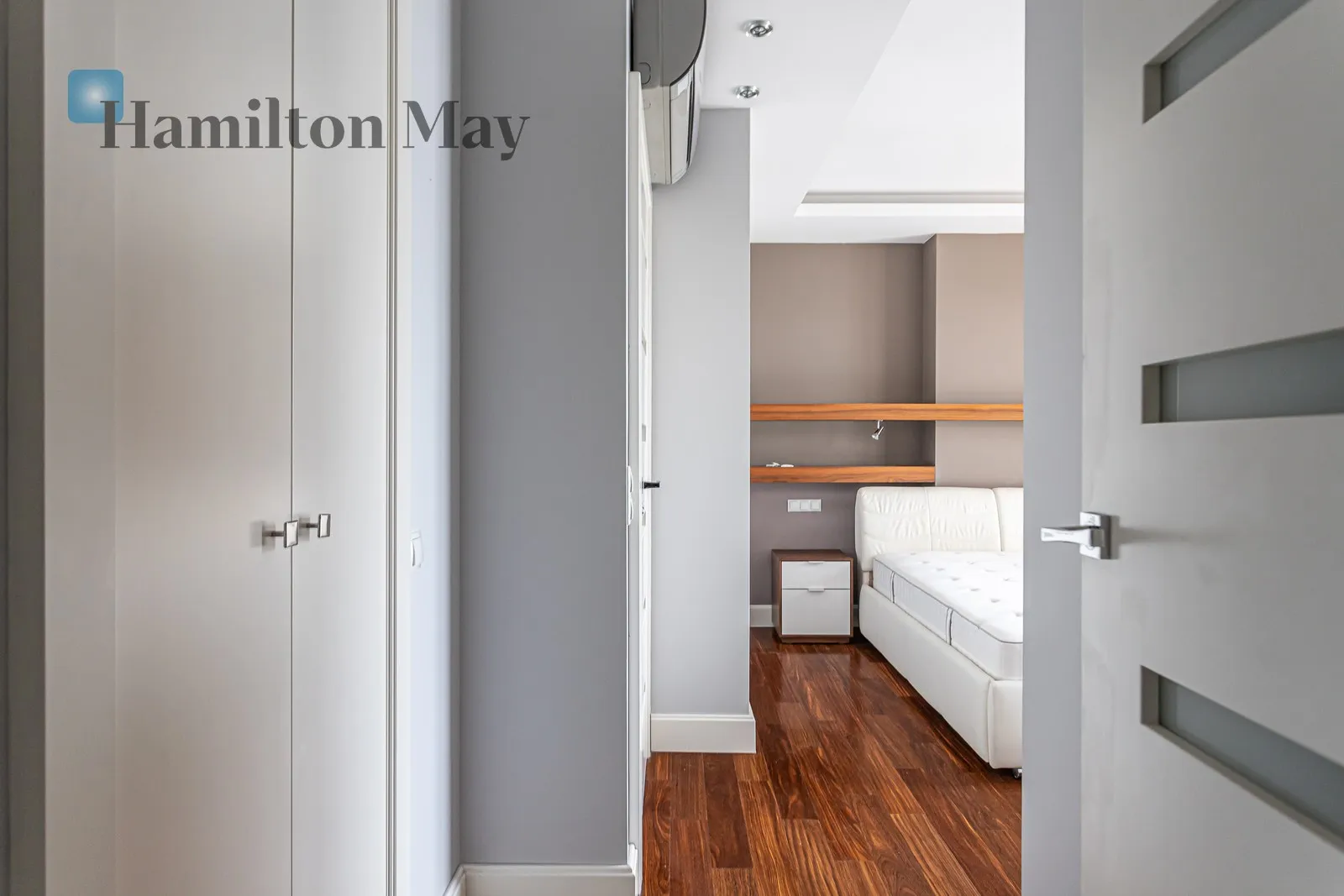 City: Warszawa Street: Ludwika Narbutta Region: Mokotów Subregion: Stary Mokotów Distance to centre: 2.95 km Level: 4 Price: 13000 PLN - slider