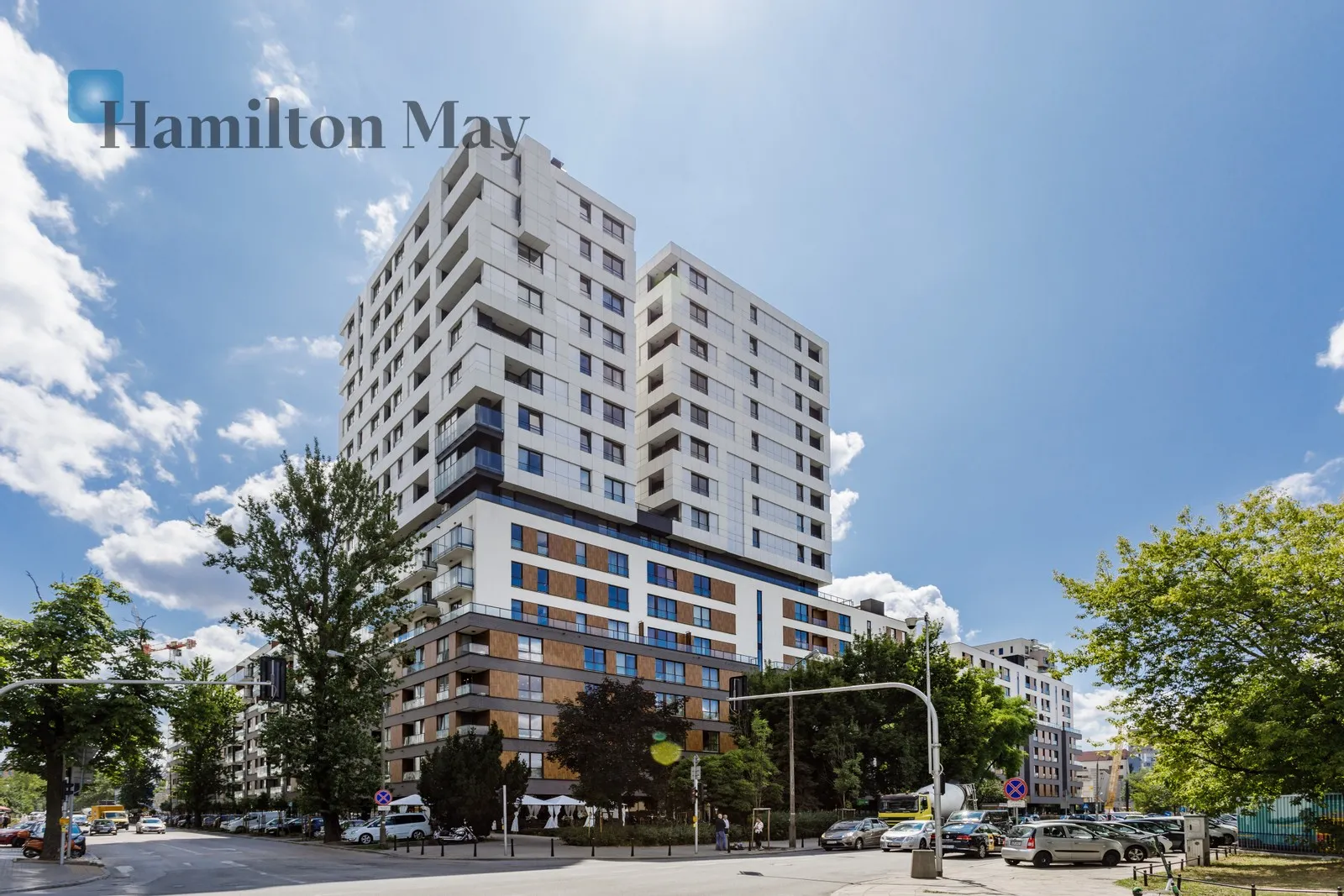 Street: Siedmiogrodzka Region: Wola Subregion: Czyste Distance to centre: 2.4 km Level: 6 Price: 5000 PLN Bedrooms: 1 Bathrooms: 1 Size: 57m2 - slider