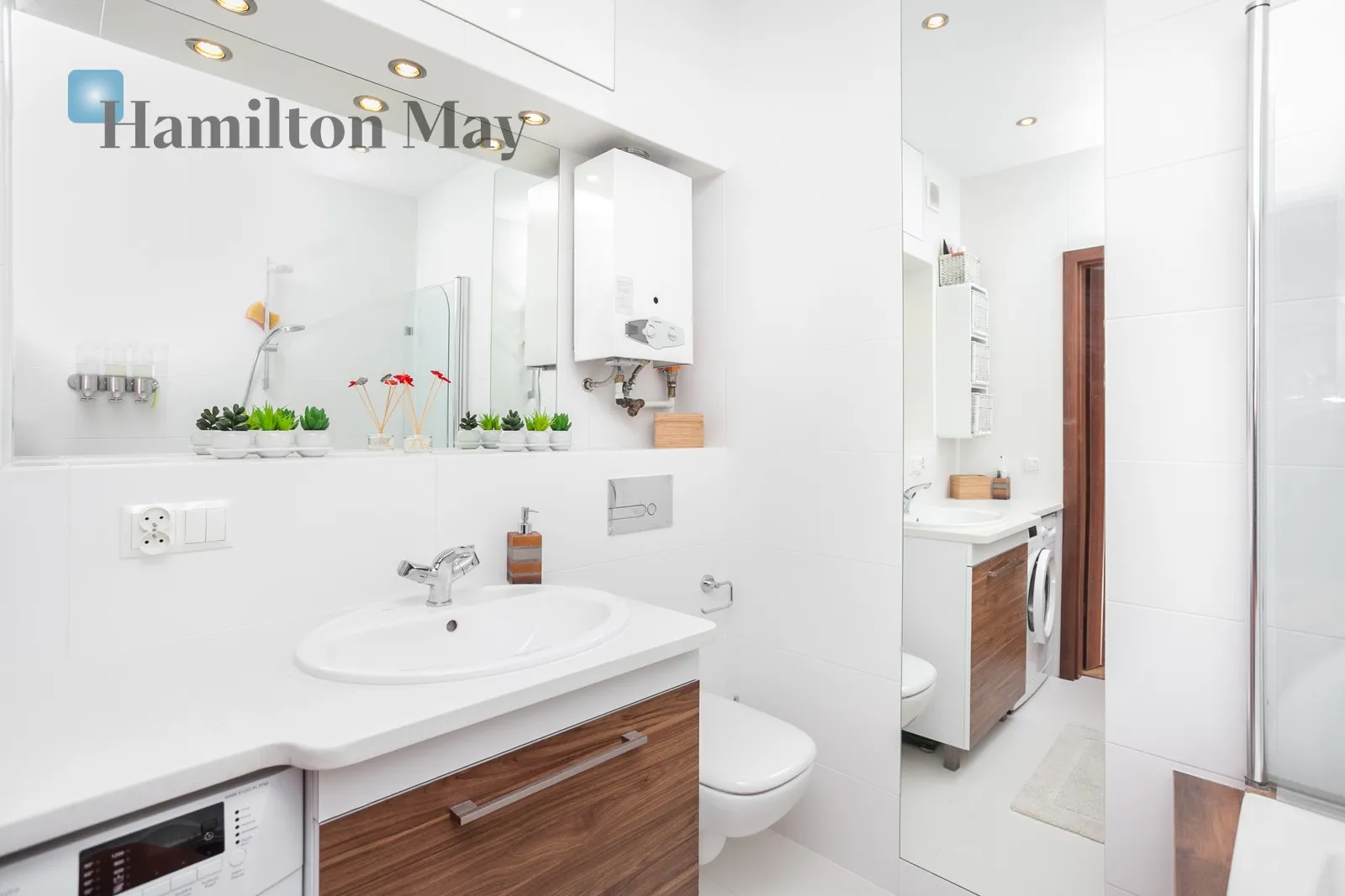 Street: płk. Francesco Nullo Region: Grzegórzki Distance to centre: 2 km Level: 4 Price: 3000 PLN Bedrooms: 1 - slider