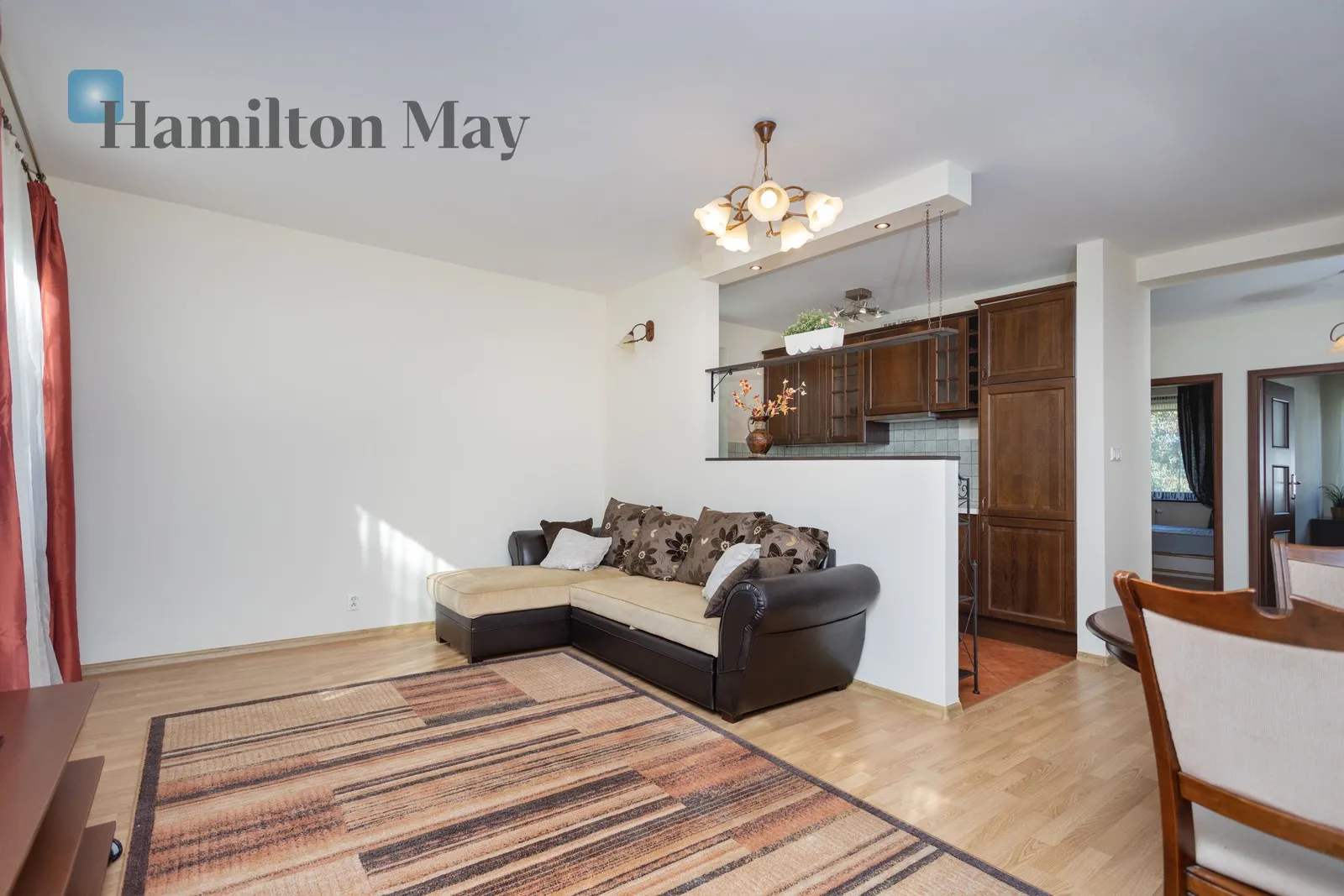 Street: Starego Dębu Region: Prądnik Biały Subregion: Bronowice Wielkie Distance to centre: 6.57 km Level: 1 Price: 3000 PLN Bedrooms: 2 Bathrooms: 1 Size: 62m2 Price/m2: 48 PLN - slider