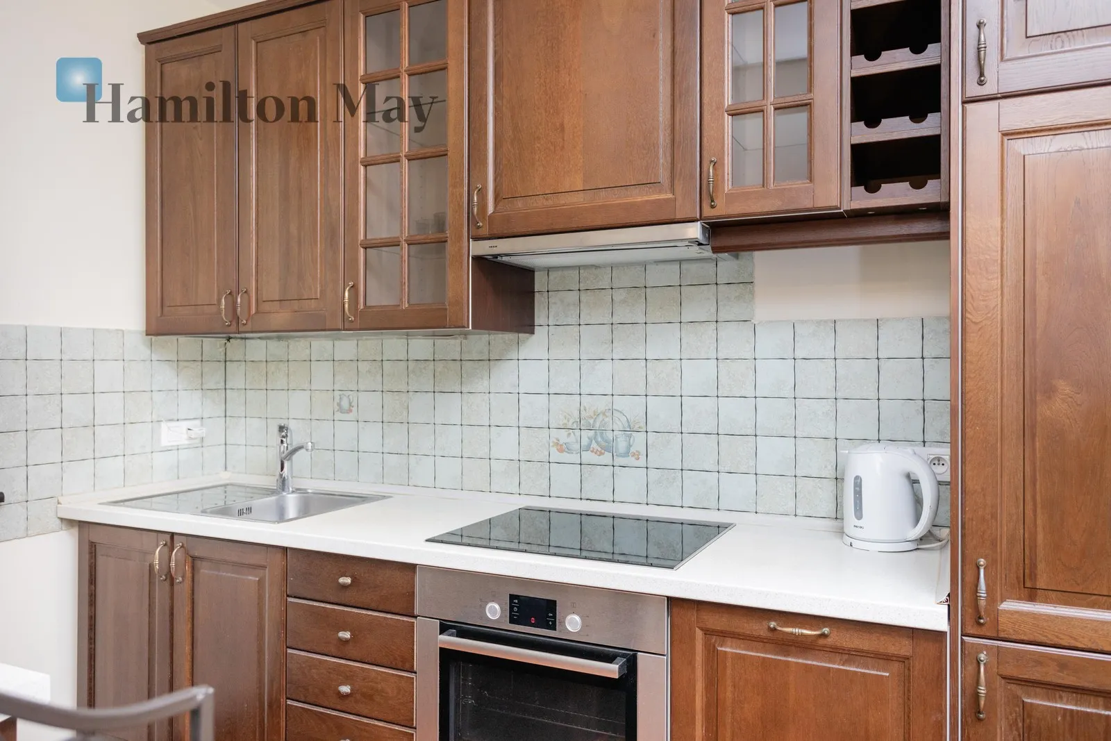 Subregion: Bronowice Wielkie Distance to centre: 6.57 km Level: 1 Price: 3000 PLN Bedrooms: 2 Bathrooms: 1 Size: 62m2 Price/m2: 48 PLN - slider