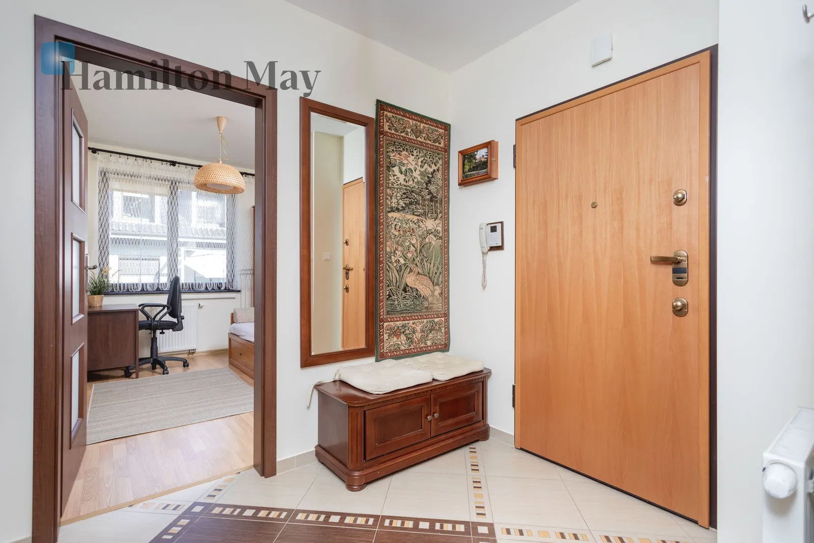 City: Kraków Street: Starego Dębu Region: Prądnik Biały Subregion: Bronowice Wielkie Distance to centre: 6.57 km Level: 1 - slider