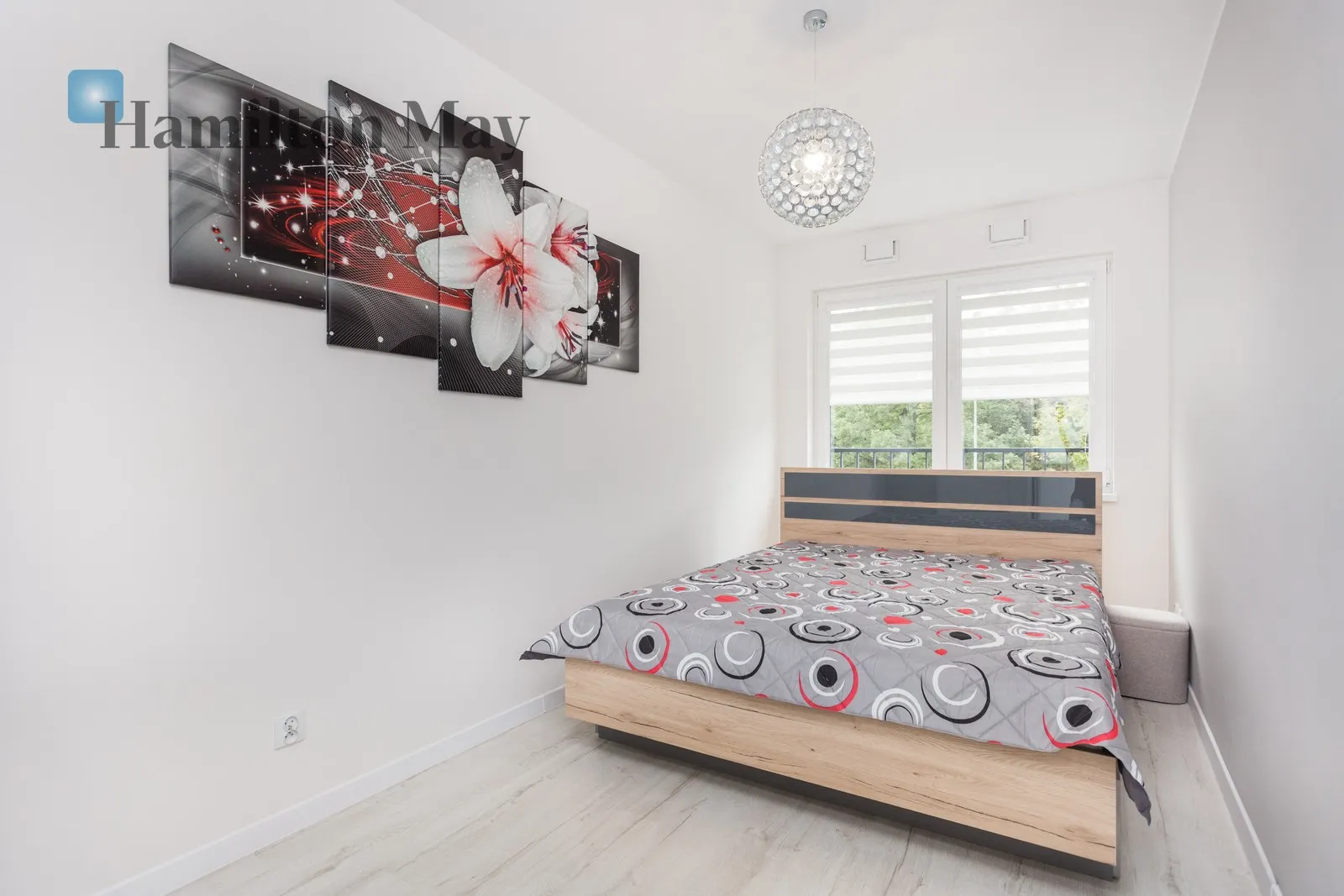 Distance to centre: 1.81 km Level: 2 Price: 3100 PLN Bedrooms: 1 Bathrooms: 1 Size: 48m2 Price/m2: 65 PLN - slider