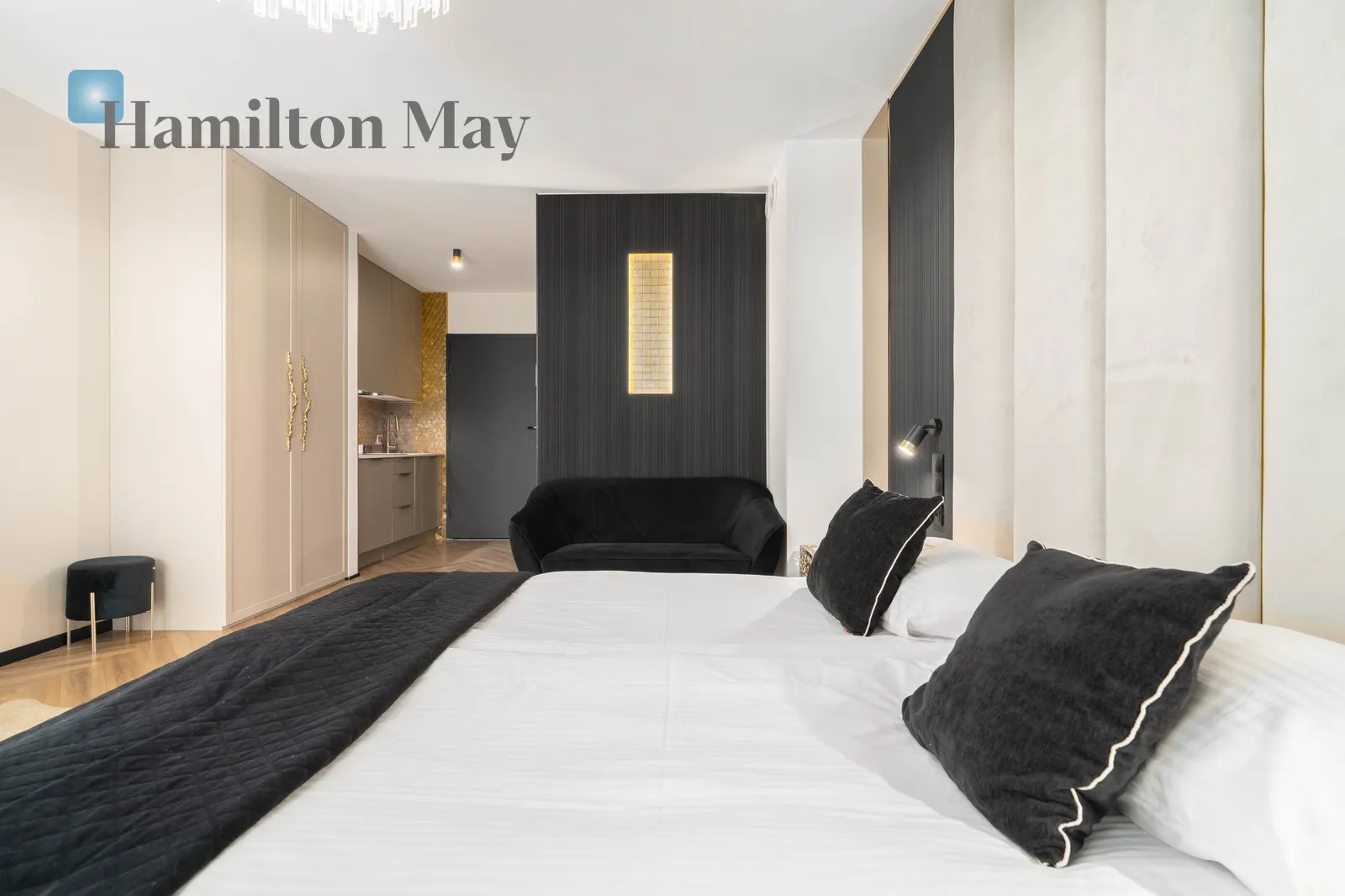 City: Kraków Street: Tadeusza Kościuszki Region: Zwierzyniec Distance to centre: 1.44 km Level: 1 Price: 850000 PLN Bedrooms: 0 - slider