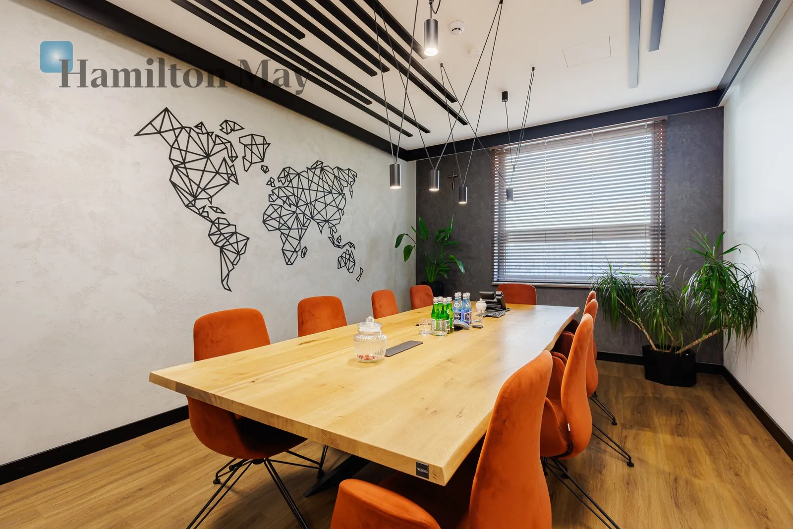 City: Warszawa Street: Powązkowska Region: Warszawa Distance to centre: 4.67 km Level: 4 Price: 4220000 PLN Bedrooms: null - slider