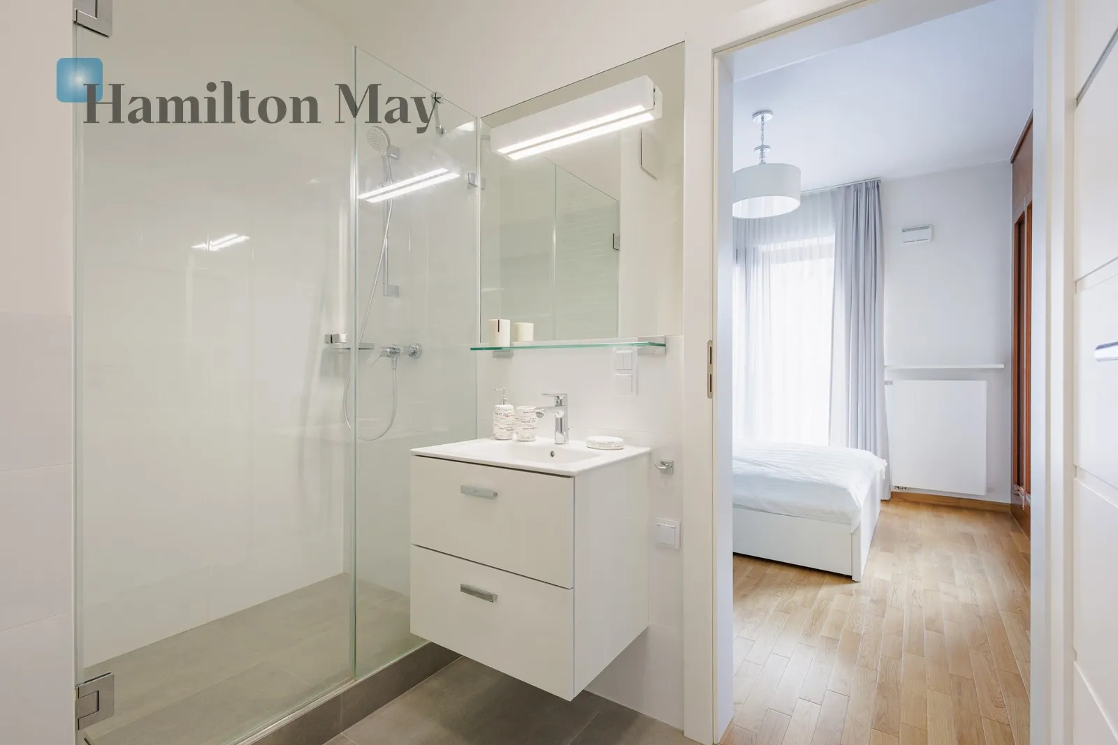 Street: Krochmalna Region: Wola Subregion: Mirów Distance to centre: 1.92 km Level: 1 Price: 5500 PLN Bedrooms: 1 Bathrooms: 1 - slider