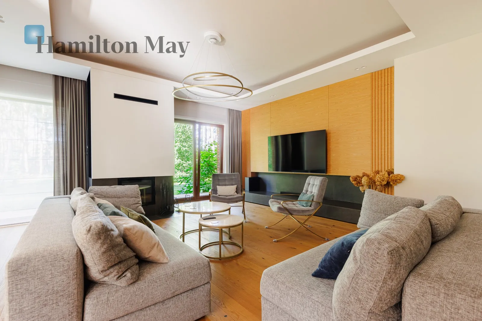 City: Marki Street: Zielona Region: Struga Level: -9 Price: 4900000 PLN Bedrooms: 4 Bathrooms: 3 - slider