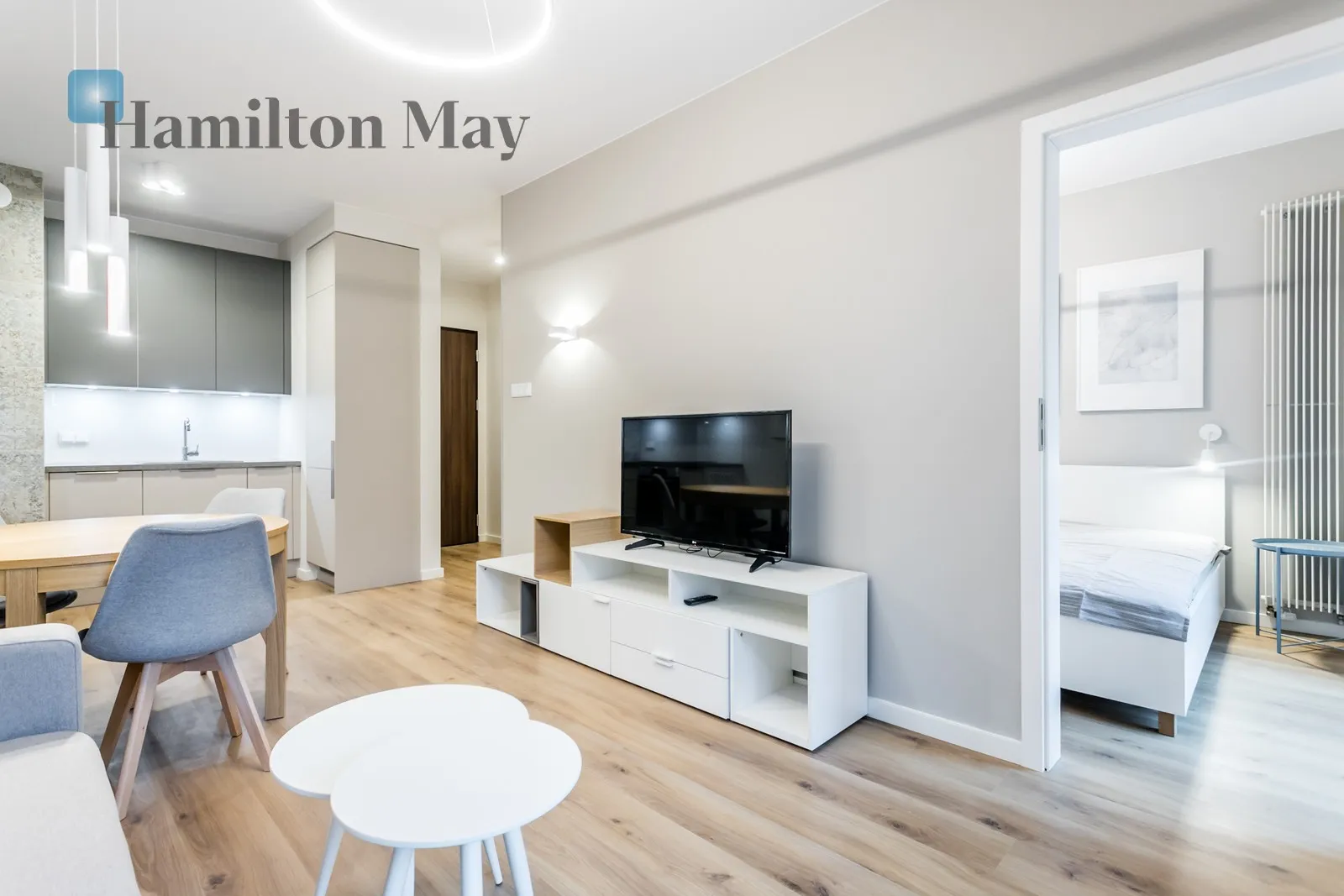 City: Warszawa Street: Waliców Region: Wola Subregion: Mirów Distance to centre: 1.39 km Level: 3 Price: 4400 PLN Bedrooms: 1 Bathrooms: 1 Size: 35m2 Price/m2: 126 PLN - slider
