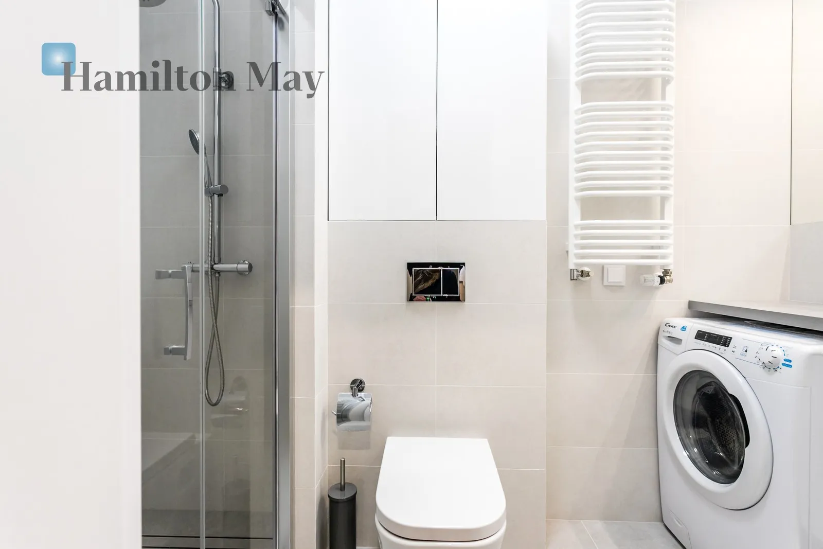 Subregion: Mirów Distance to centre: 1.39 km Level: 3 Price: 4400 PLN Bedrooms: 1 Bathrooms: 1 Size: 35m2 Price/m2: 126 PLN - slider