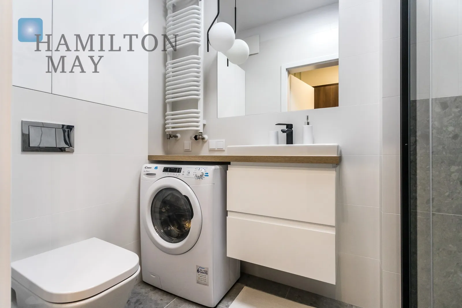 City: Warszawa Street: Waliców Region: Wola Subregion: Mirów Distance to centre: 1.39 km Level: 3 Price: 4400 PLN - slider