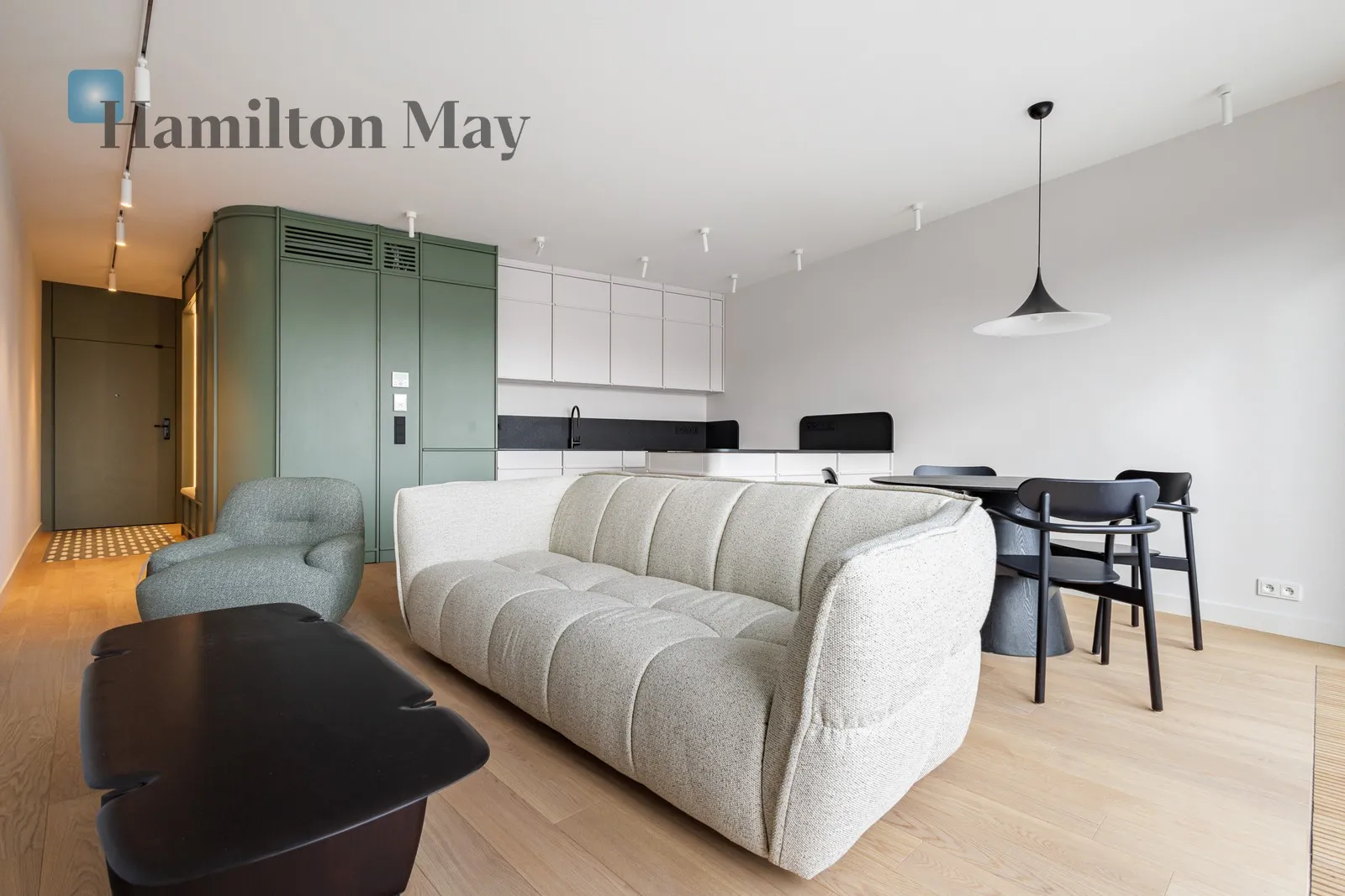 City: Warszawa Street: Stefana Okrzei Region: Praga-Północ Distance to centre: 2.76 km Level: 5 Price: 10800 PLN Bedrooms: 2 Bathrooms: 1 Size: 70m2 Price/m2: 154 PLN - slider