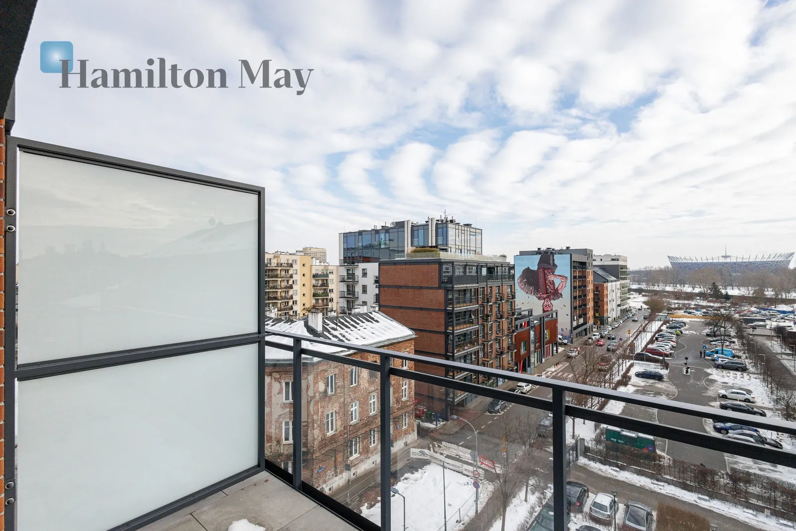 Level: 5 Price: 10800 PLN Bedrooms: 2 Bathrooms: 1 Size: 70m2 Price/m2: 154 PLN - slider