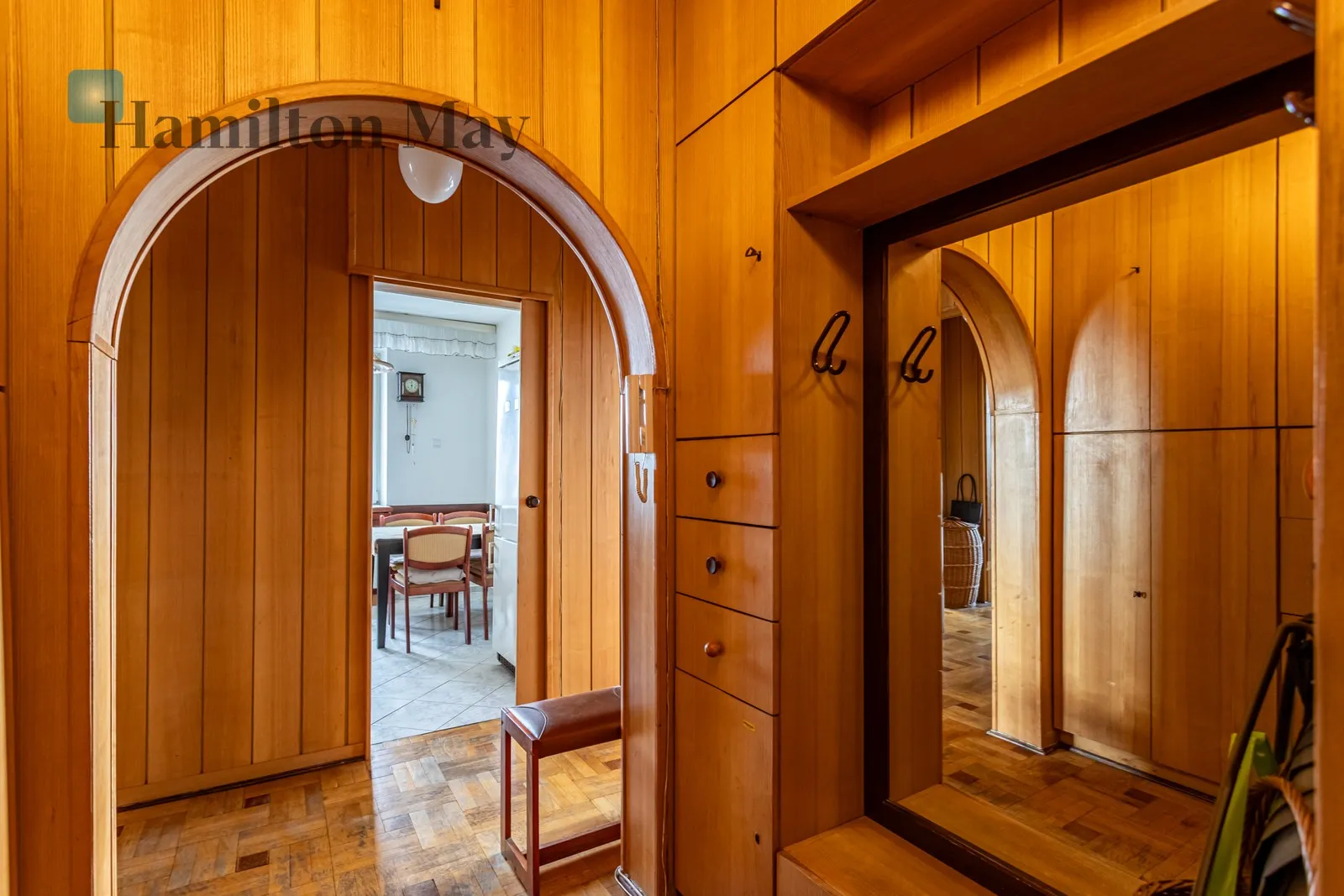 Ursynów, 3 pokoje przy metrze, 72 m², balkon i piwnica

 - slider