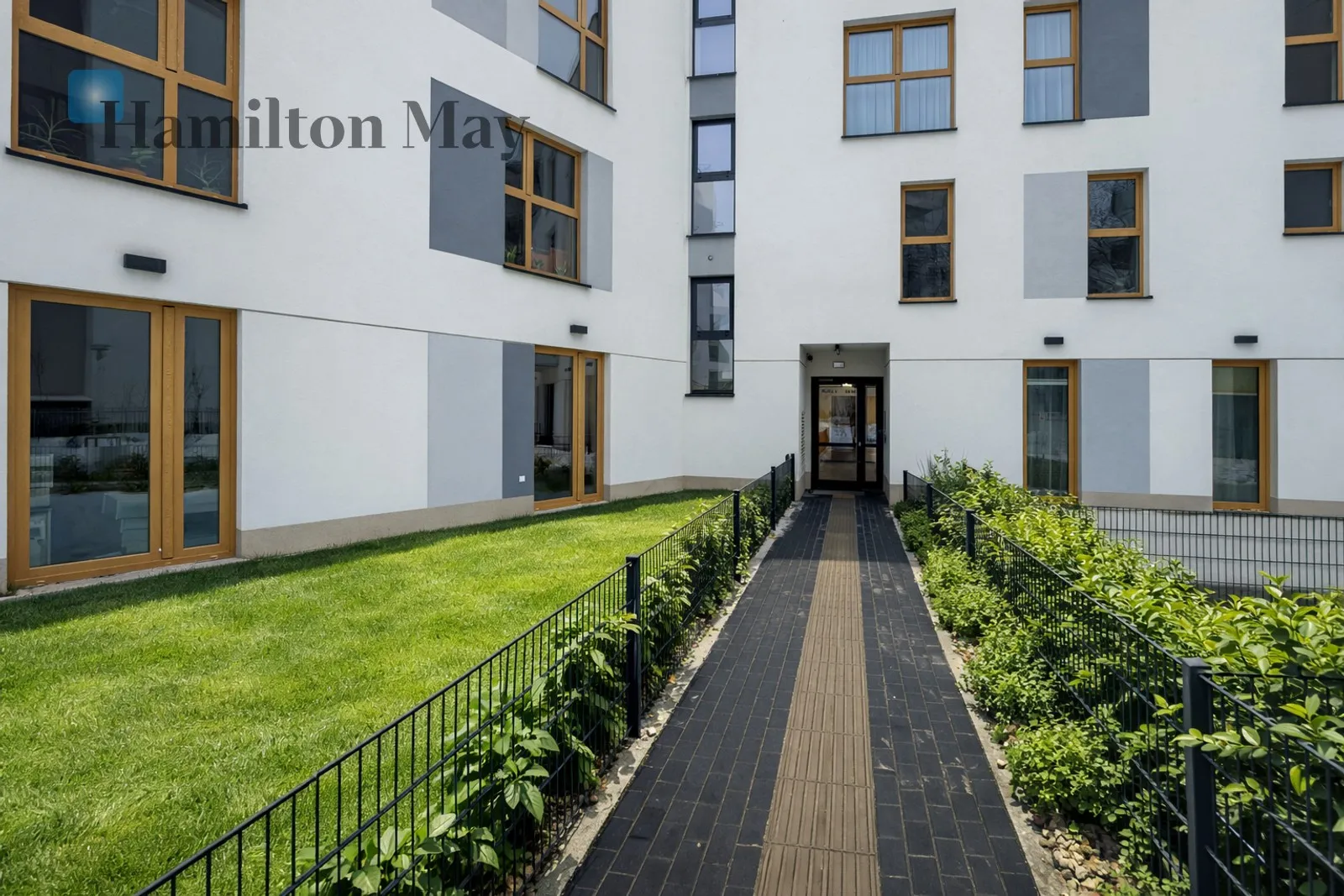 Region: Bielany Subregion: Wawrzyszew Distance to centre: 8.36 km Price: 1283620 PLN Bedrooms: 2 - slider