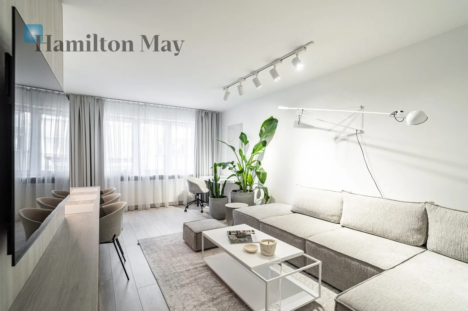 Na sprzedaż piękne mieszkanie po remoncie z loggią  - slider