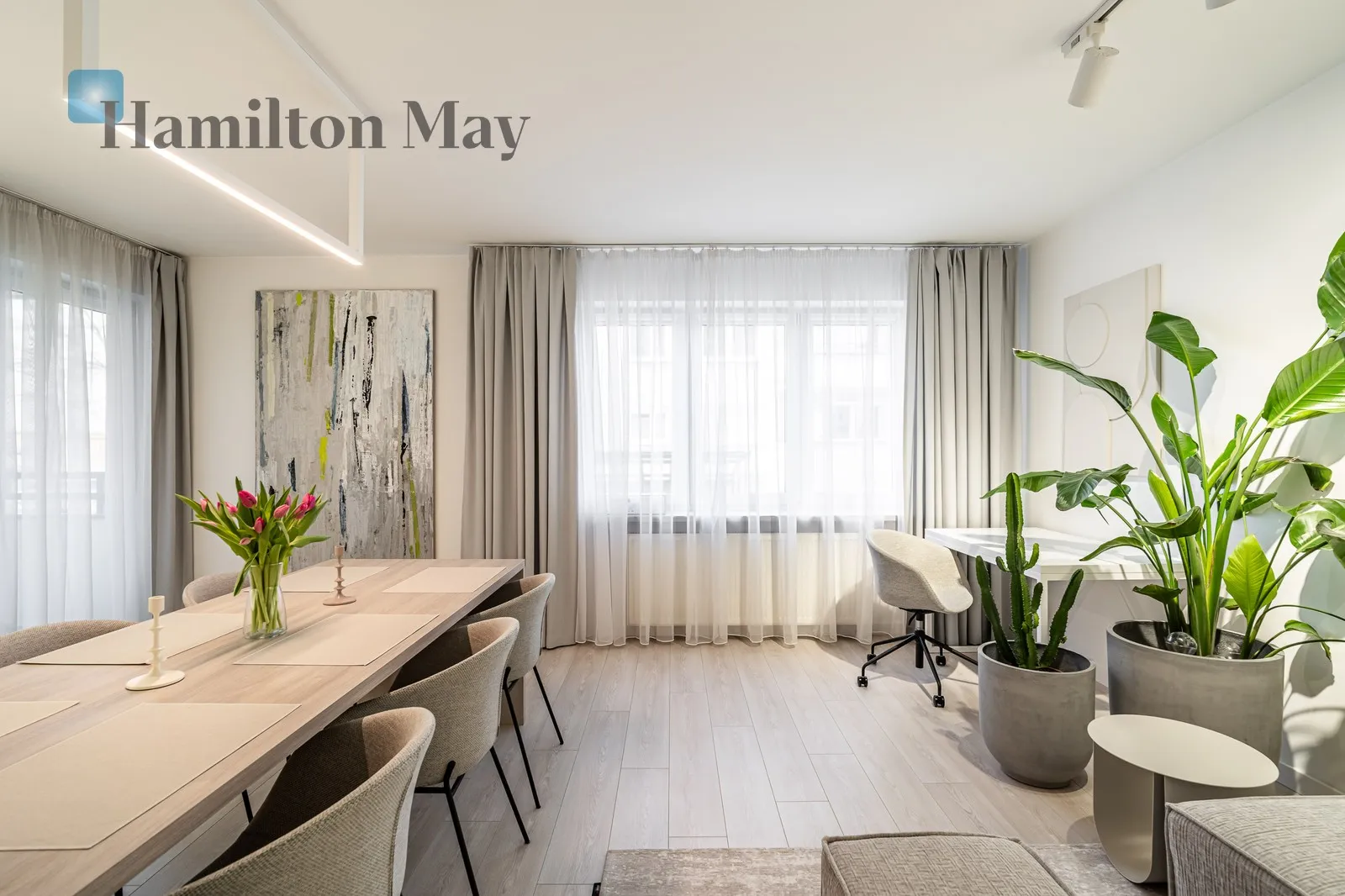 Na sprzedaż piękne mieszkanie po remoncie z loggią  - slider