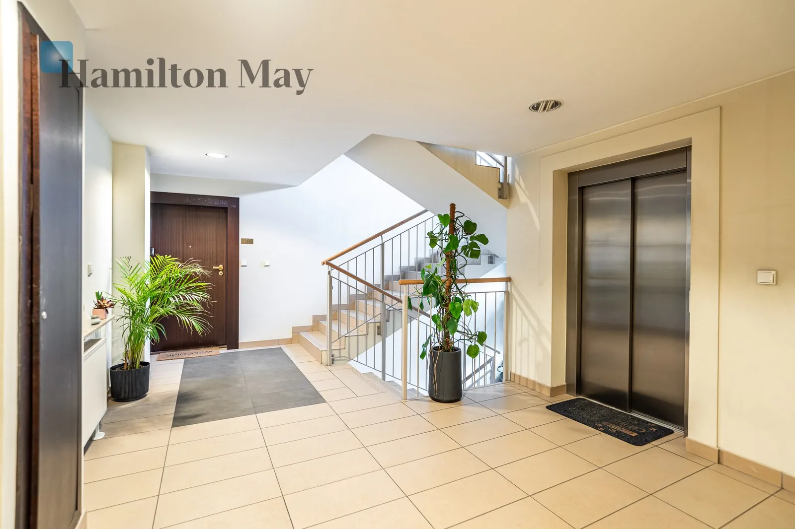 City: Kraków Street: Przemysłowa - slider