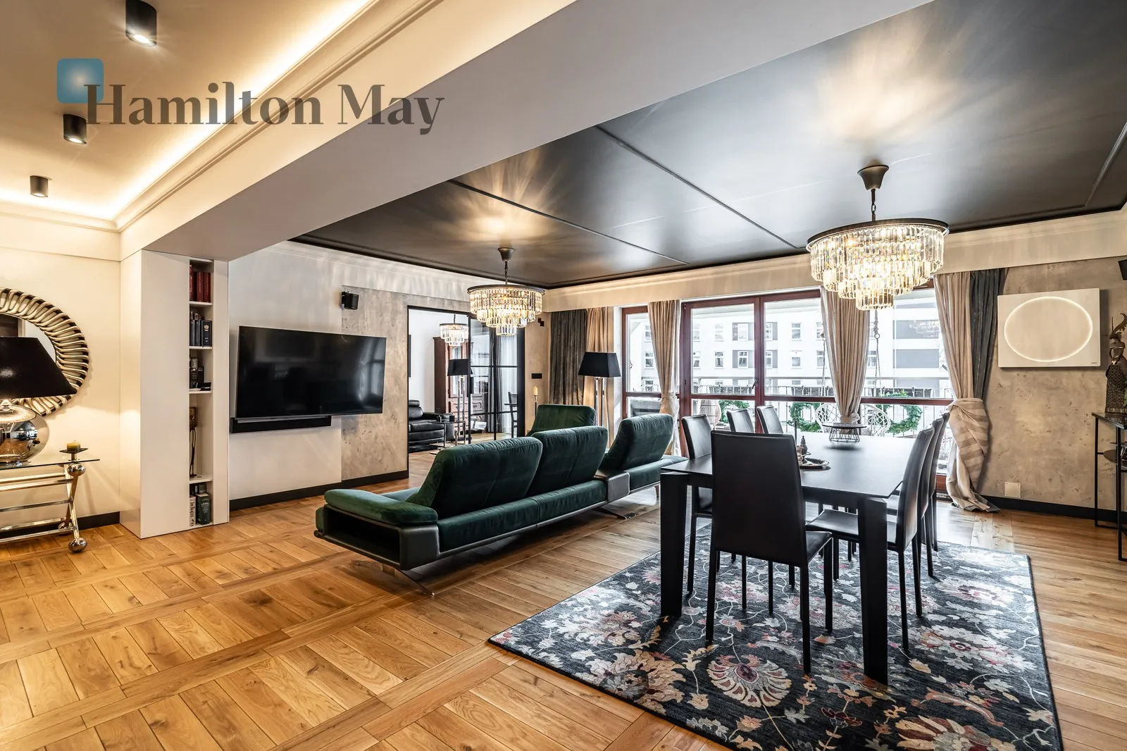 Street: Przemysłowa Region: Podgórze Subregion: Zabłocie Distance to centre: 2.04 km Level: 2 Price: 3490000 PLN Bedrooms: 3 Bathrooms: 3 Size: 133.12m2 Price/m2: 26217 PLN - slider