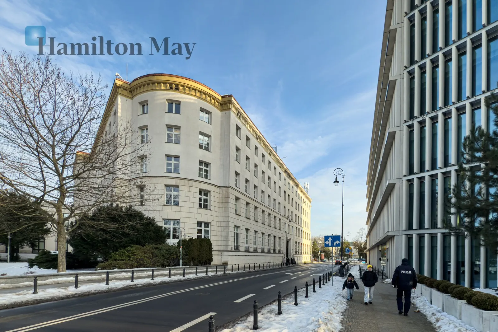 Level: 3 Price: 6000 PLN Bedrooms: 1 Bathrooms: 1 Size: 58m2 Price/m2: 103 PLN - slider