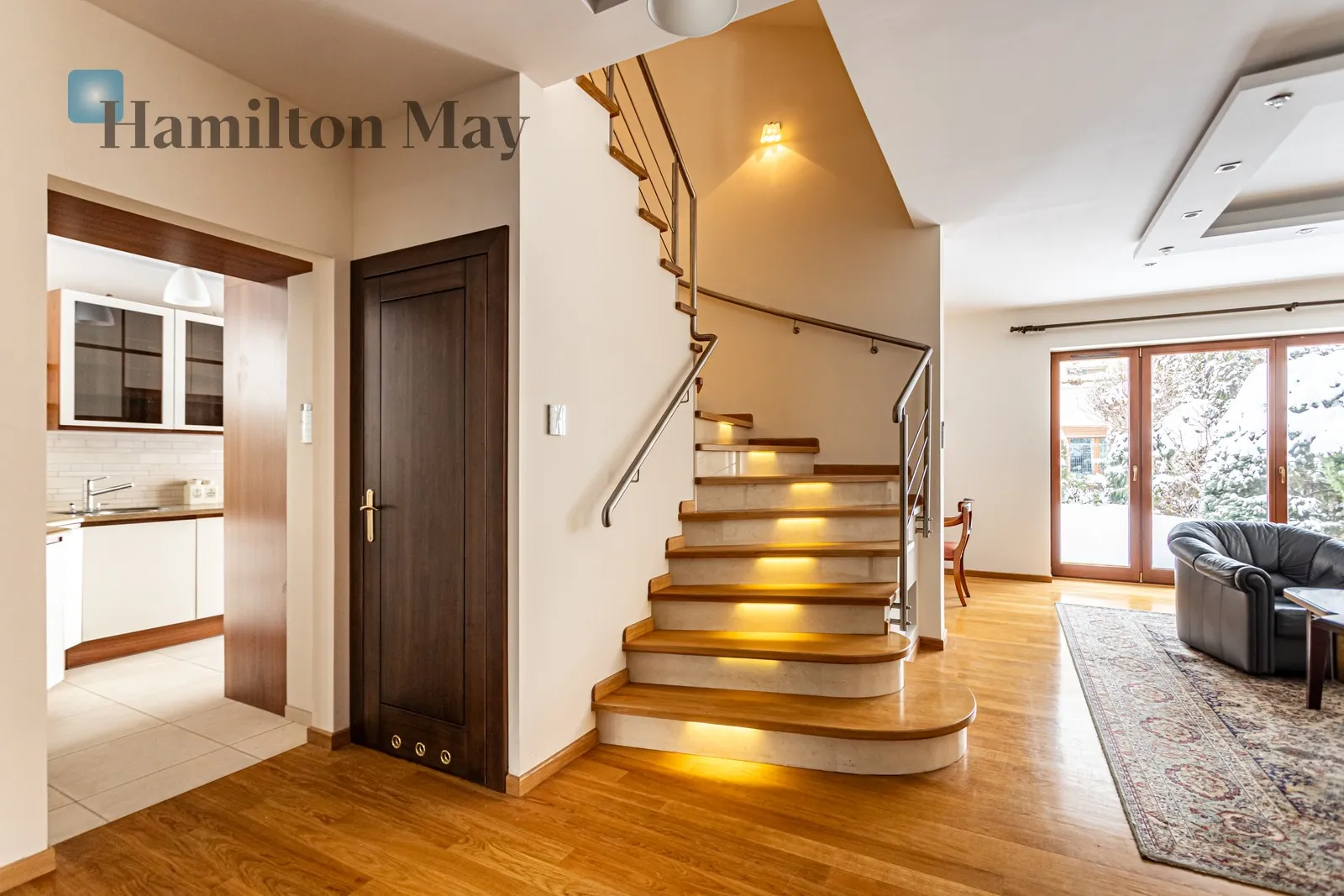 Street: Rymarska Region: Mokotów Subregion: Wyględów Distance to centre: 4.21 km Price: 20000 PLN - slider