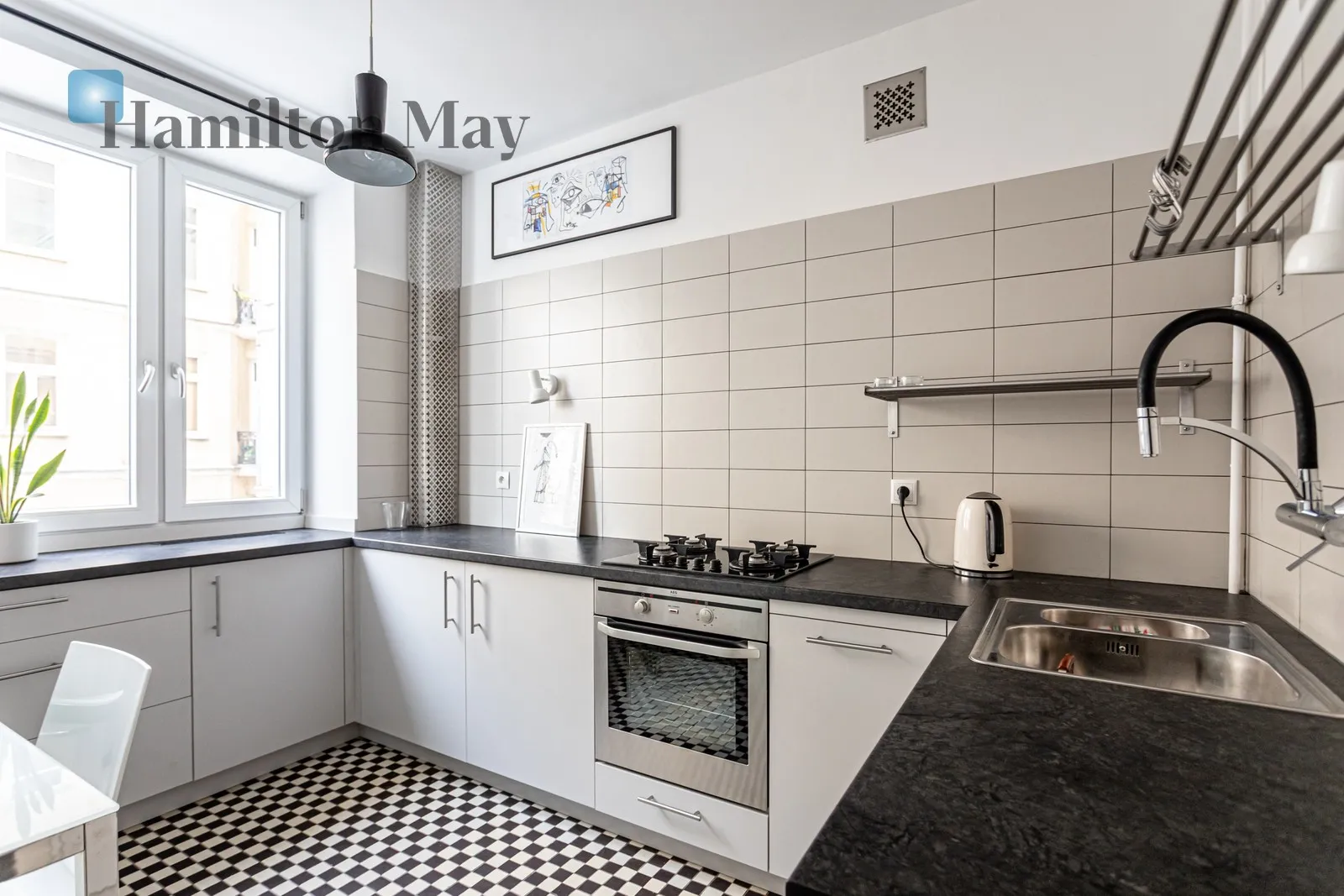 Dwupokojowe, odnowione mieszkanie położone w sercu Śródmieścia Południowego - slider