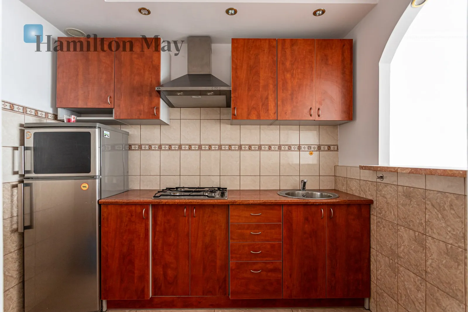 Street: Fabryczna Region: Śródmieście Subregion: Powiśle Distance to centre: 2.07 km Level: 13 Price: 720000 PLN Bedrooms: 1 Bathrooms: 1 Size: 38.24m2 Price/m2: 18828 PLN - slider