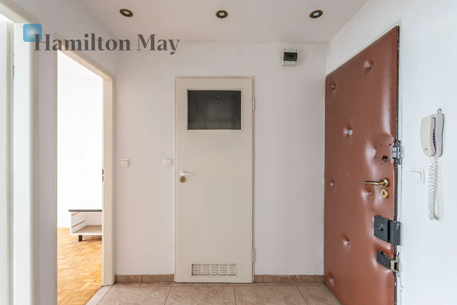 Street: Fabryczna Region: Śródmieście Subregion: Powiśle Distance to centre: 2.07 km Level: 13 Price: 720000 PLN Bedrooms: 1 Bathrooms: 1 Size: 38.24m2 - slider