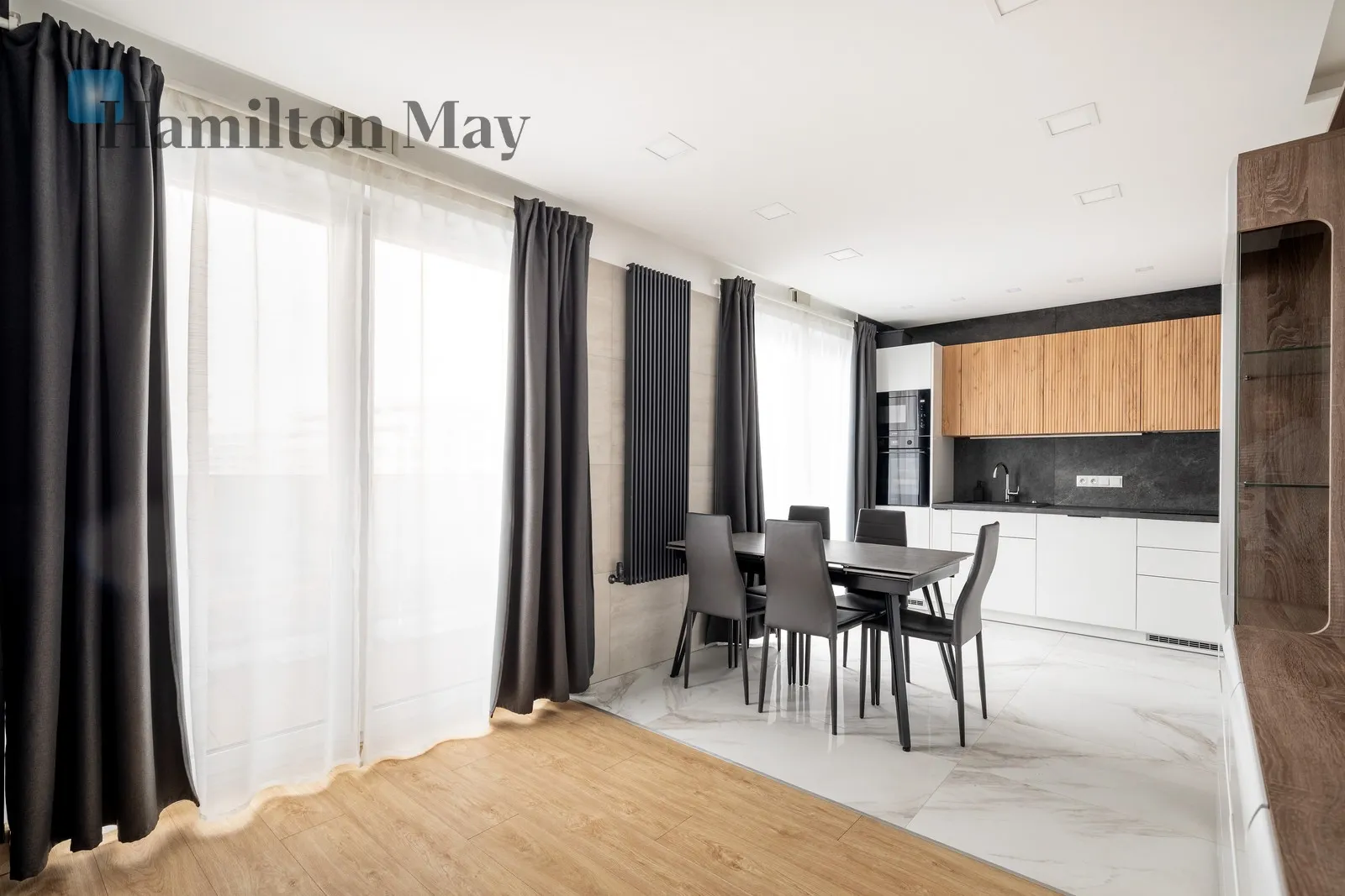 City: Kraków Street: Stanisława Lema Region: Czyżyny Distance to centre: 3.71 km Level: 4 Price: 4500 PLN Bedrooms: 2 Bathrooms: 1 Size: 60m2 Price/m2: 75 PLN - slider