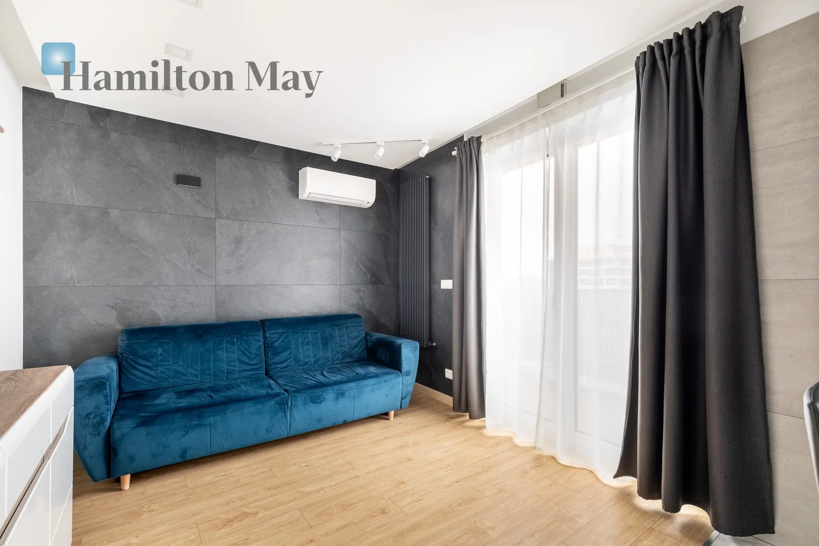 Street: Stanisława Lema Region: Czyżyny Distance to centre: 3.71 km Level: 4 Price: 4500 PLN Bedrooms: 2 Bathrooms: 1 Size: 60m2 Price/m2: 75 PLN - slider