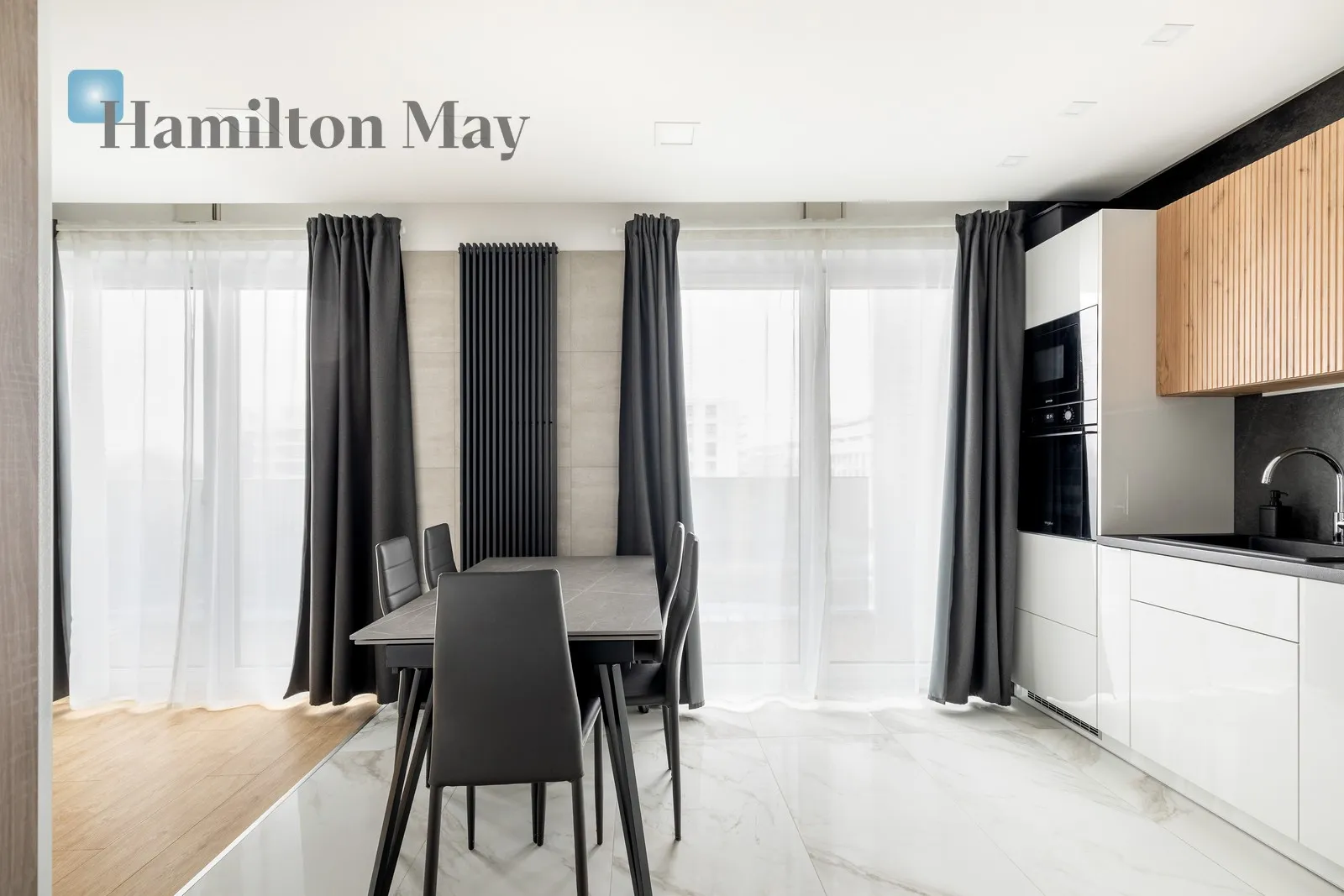 Street: Stanisława Lema Region: Czyżyny Distance to centre: 3.71 km Level: 4 Price: 4500 PLN Bedrooms: 2 Bathrooms: 1 - slider