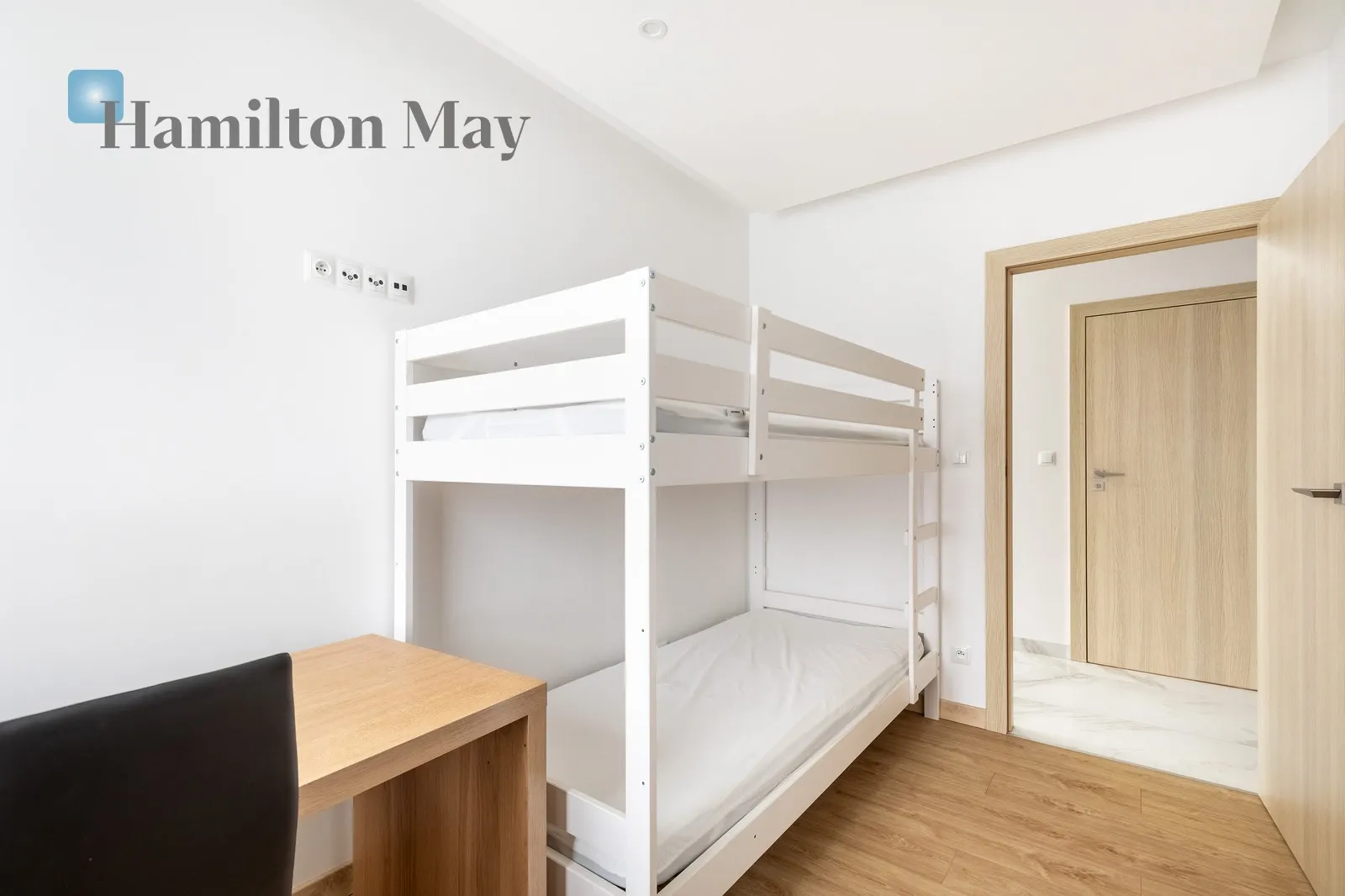 City: Kraków Street: Stanisława Lema Region: Czyżyny Distance to centre: 3.71 km - slider