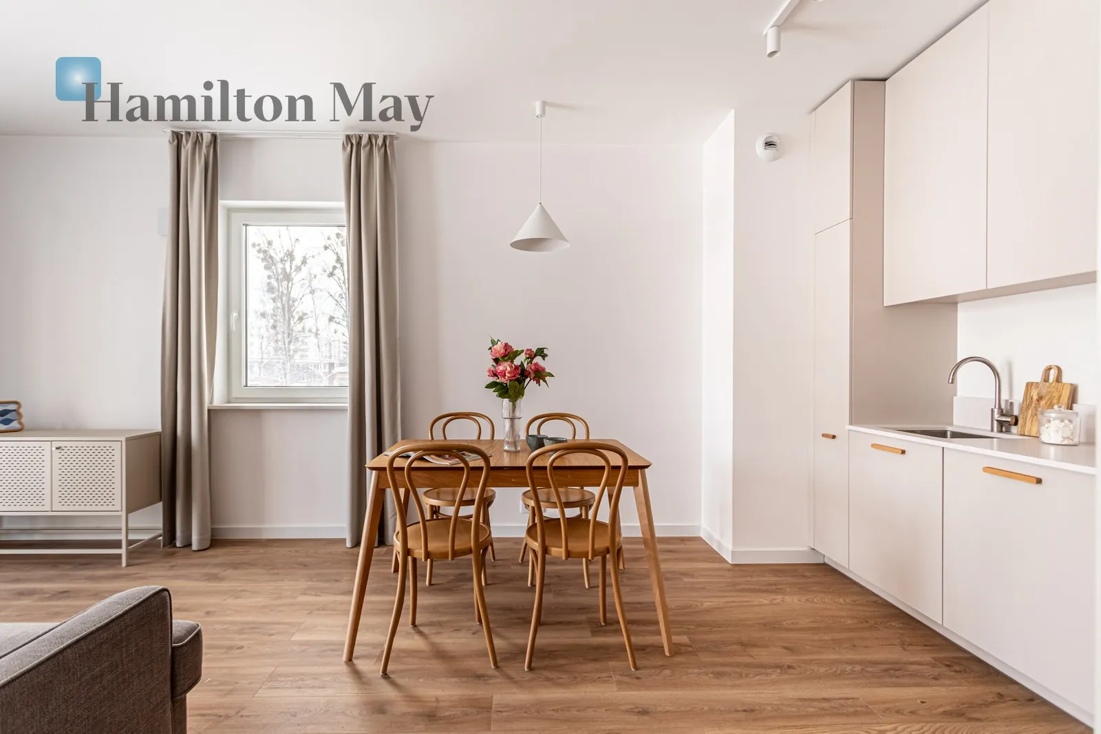 Дві спальні | 53,33 м2 | Балкон | Італія - slider