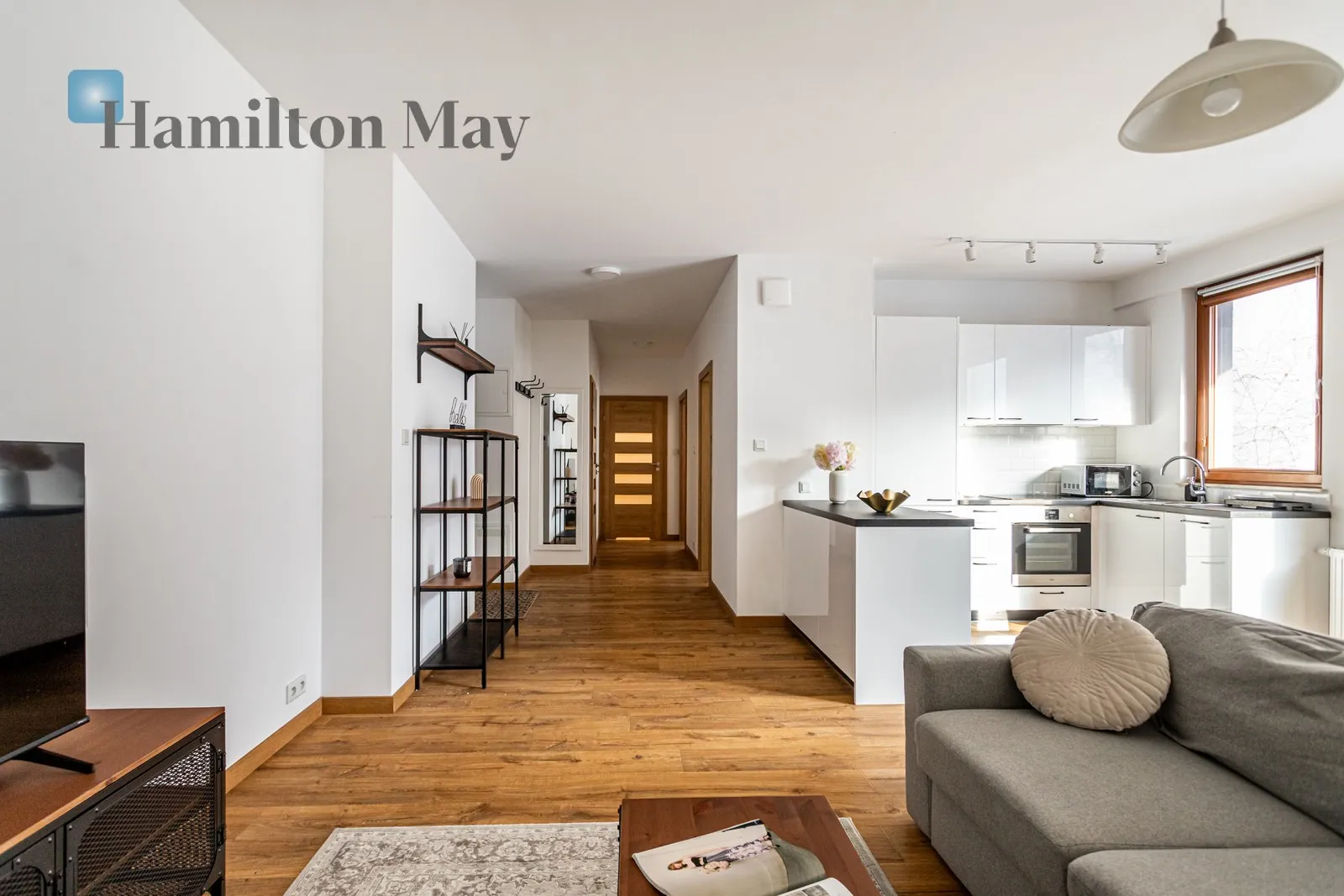 3 pokoje na Woli| balkon | ciche patio | garaż I metro

 - slider