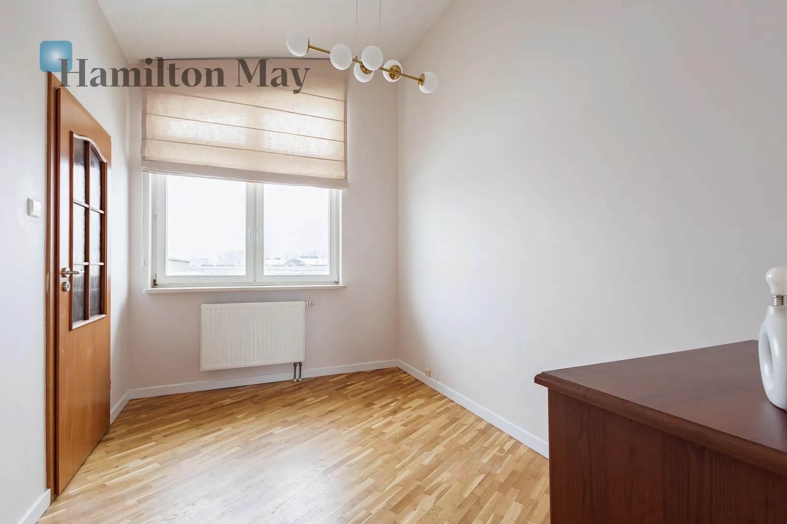 Ostatnie piętro z wysokimi sufitami | 200 m od metra Kondratowicza  - slider