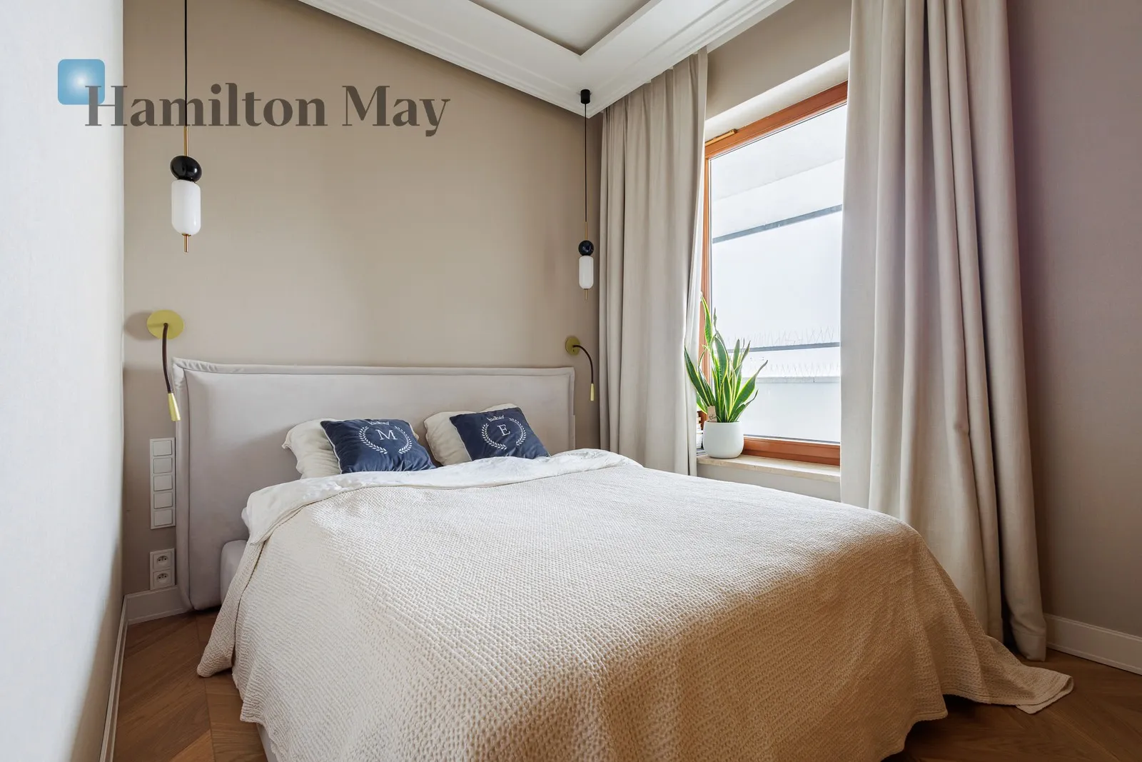 Region: Mokotów Subregion: Wyględów Distance to centre: 3.2 km Level: 9 Price: 9900 PLN Bedrooms: 2 Bathrooms: 1 Size: 72m2 - slider