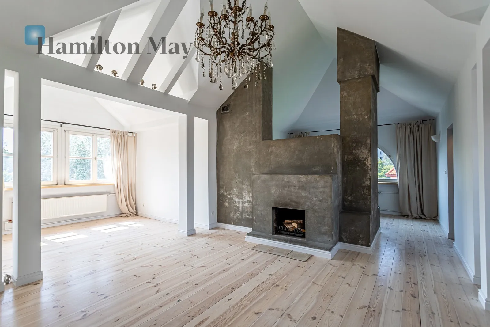 Subregion: Stary Żoliborz Distance to centre: 5.16 km Level: 3 Price: 9000 PLN Bedrooms: 2 Bathrooms: 1 Size: 82m2 - slider