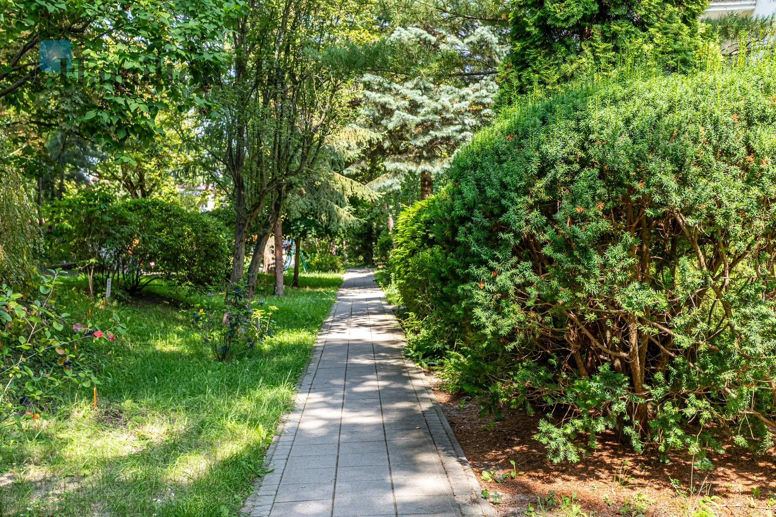 Subregion: Stary Żoliborz Distance to centre: 5.16 km Level: 3 Price: 9000 PLN Bedrooms: 2 - slider